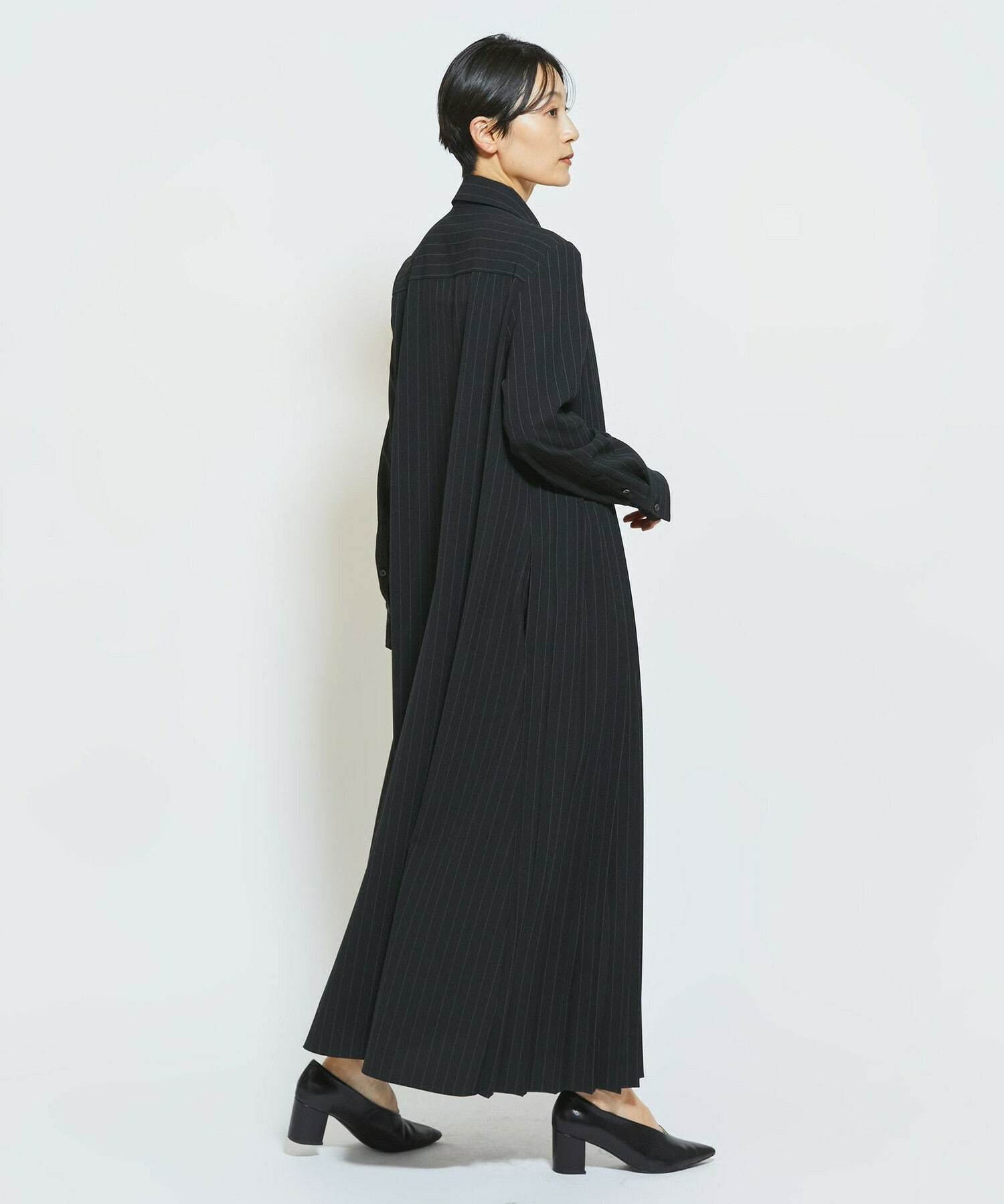 【MOGA Collection】MOGA Collection ストライプアシンメトリープリーツワンピース 詳細画像 ブラック 7