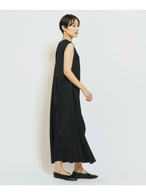 【MOGA Collection】MOGA Collection ウーリープリーツストレートワンピース 詳細画像 ブラック 10