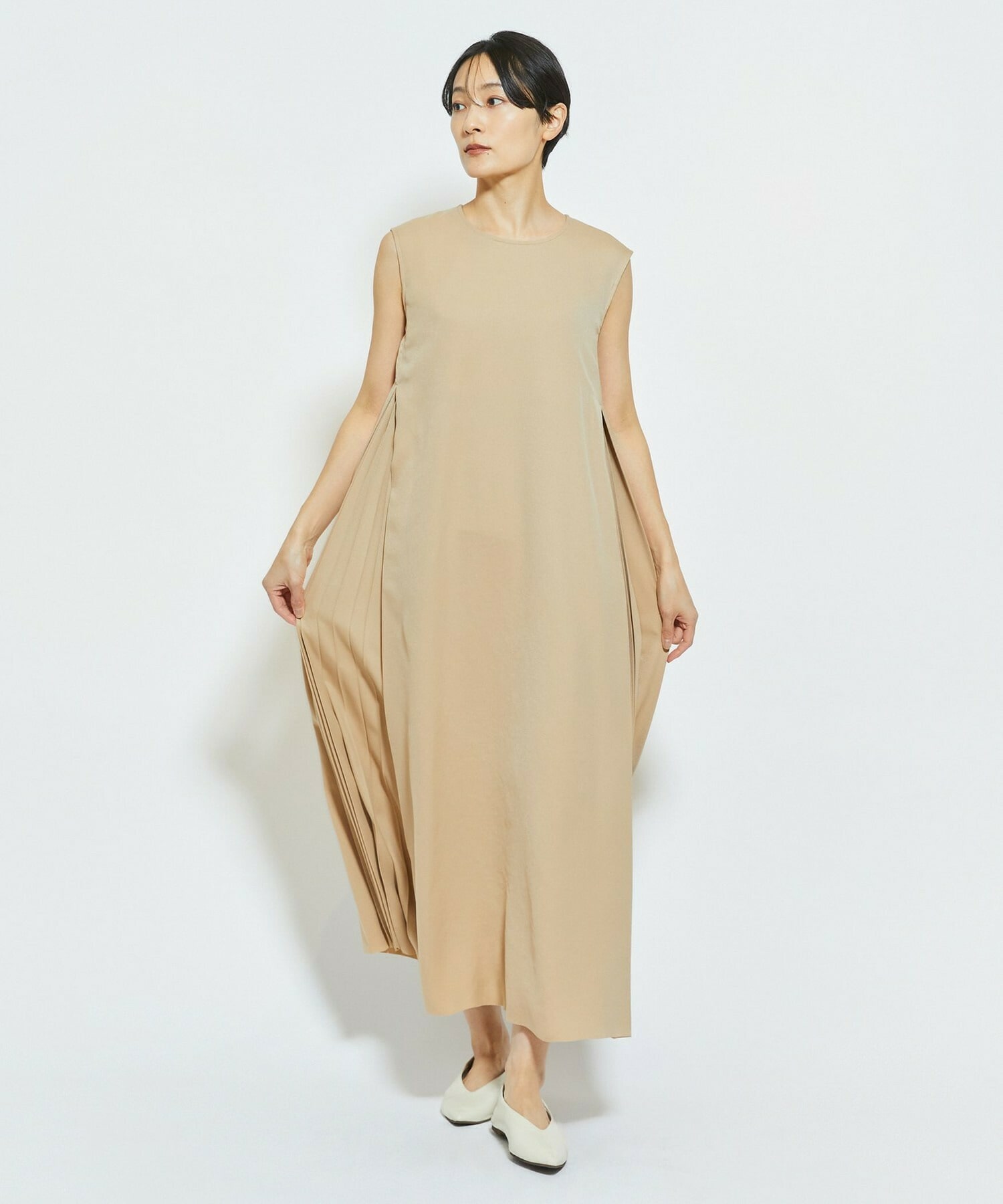 【MOGA Collection】MOGA Collection ウーリープリーツストレートワンピース 詳細画像 ブラック 15