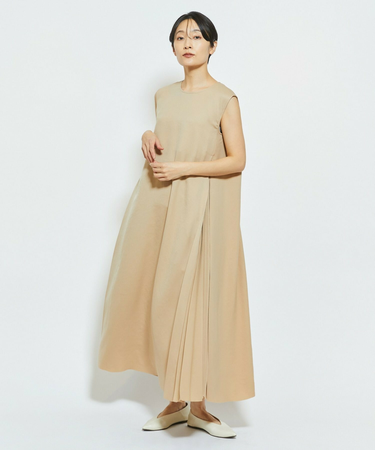 【MOGA Collection】MOGA Collection ウーリープリーツストレートワンピース 詳細画像 ブラック 17