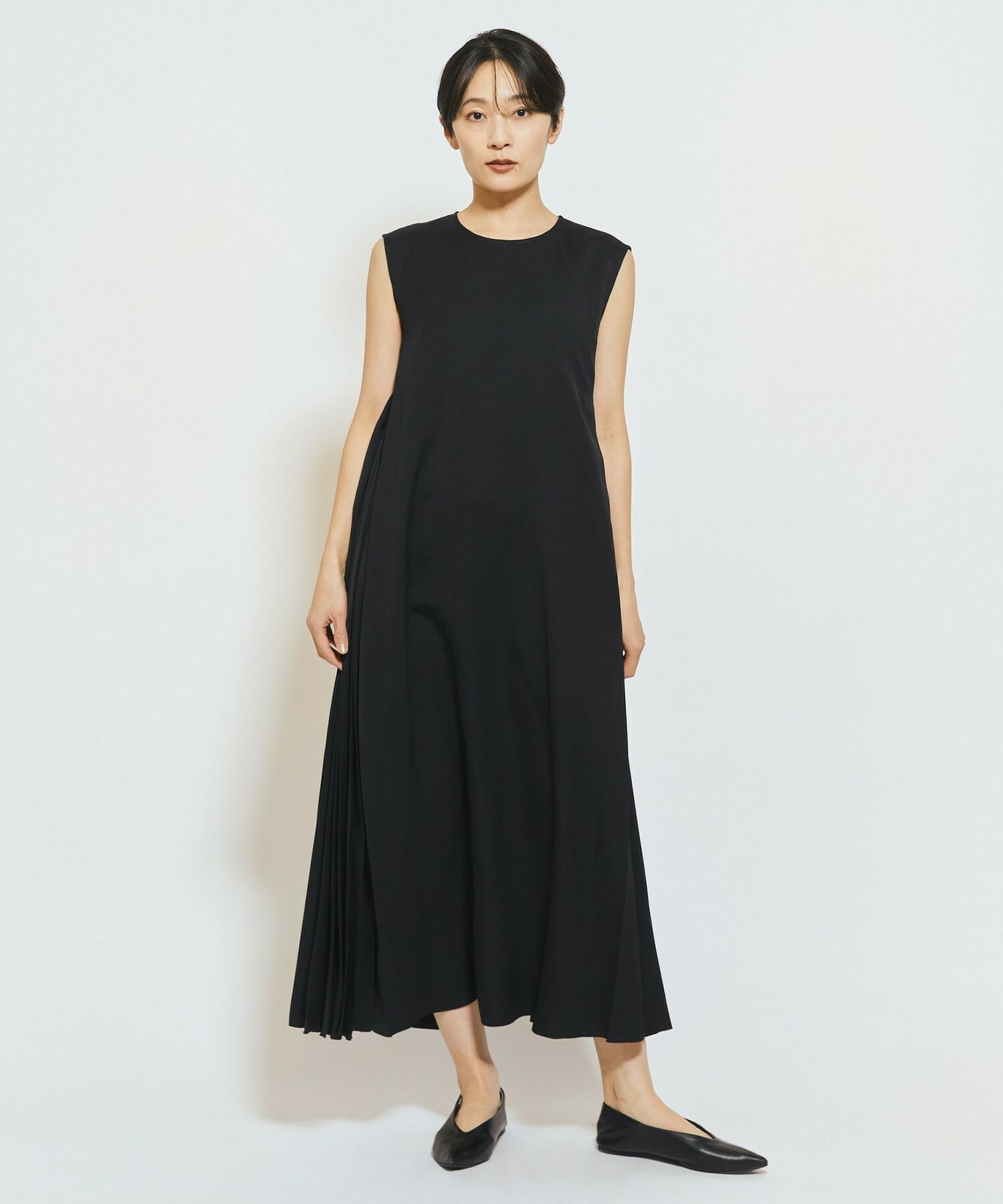 【MOGA Collection】MOGA Collection ウーリープリーツストレートワンピース 詳細画像 ブラック 4