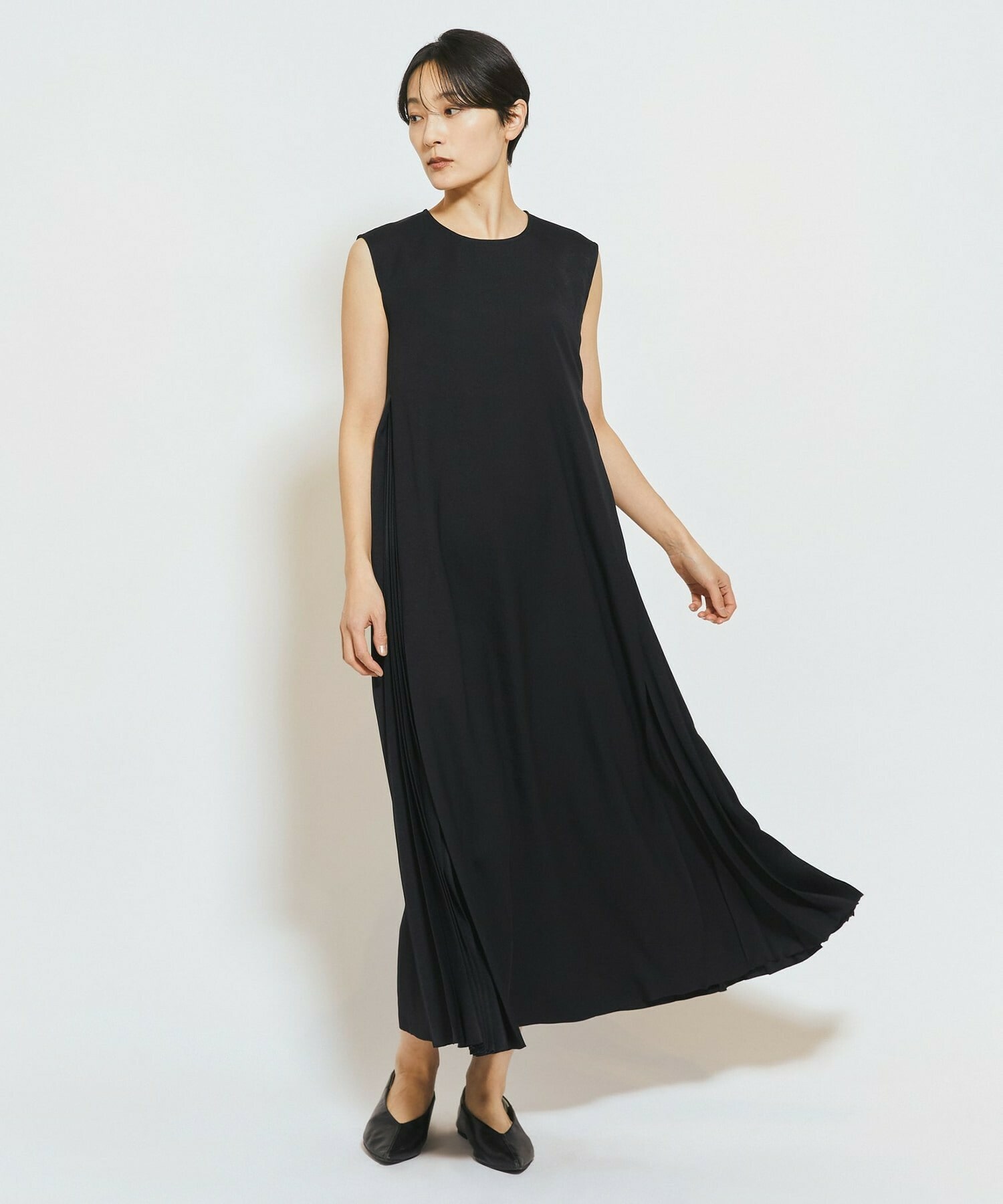 【MOGA Collection】MOGA Collection ウーリープリーツストレートワンピース 詳細画像 ブラック 5