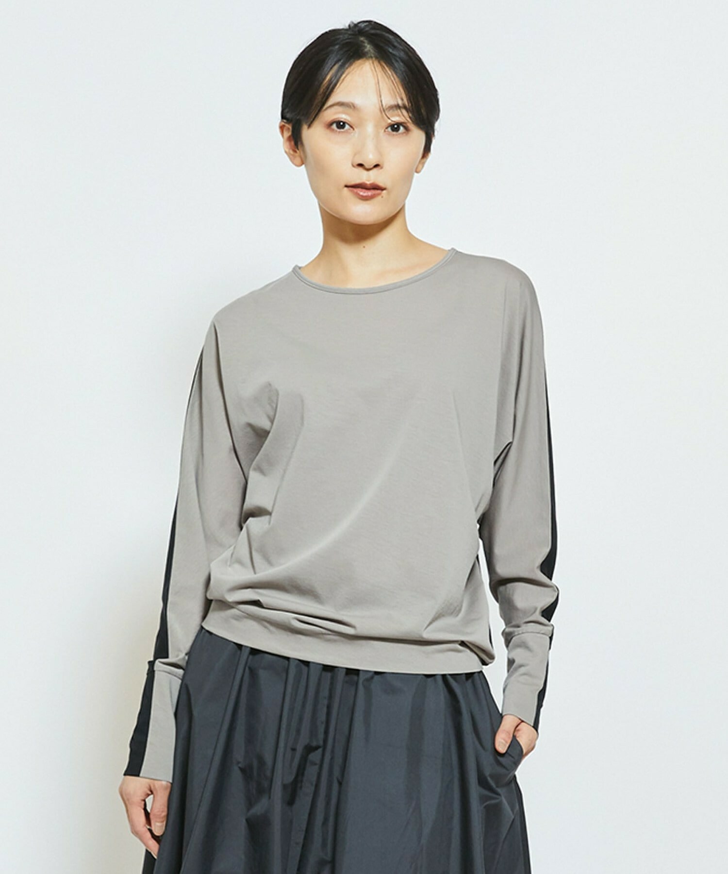 【MOGA Collection】MOGA Collection フレスカジャージードルマンスリーブカットソー 詳細画像 グレー&times;ブラック 1