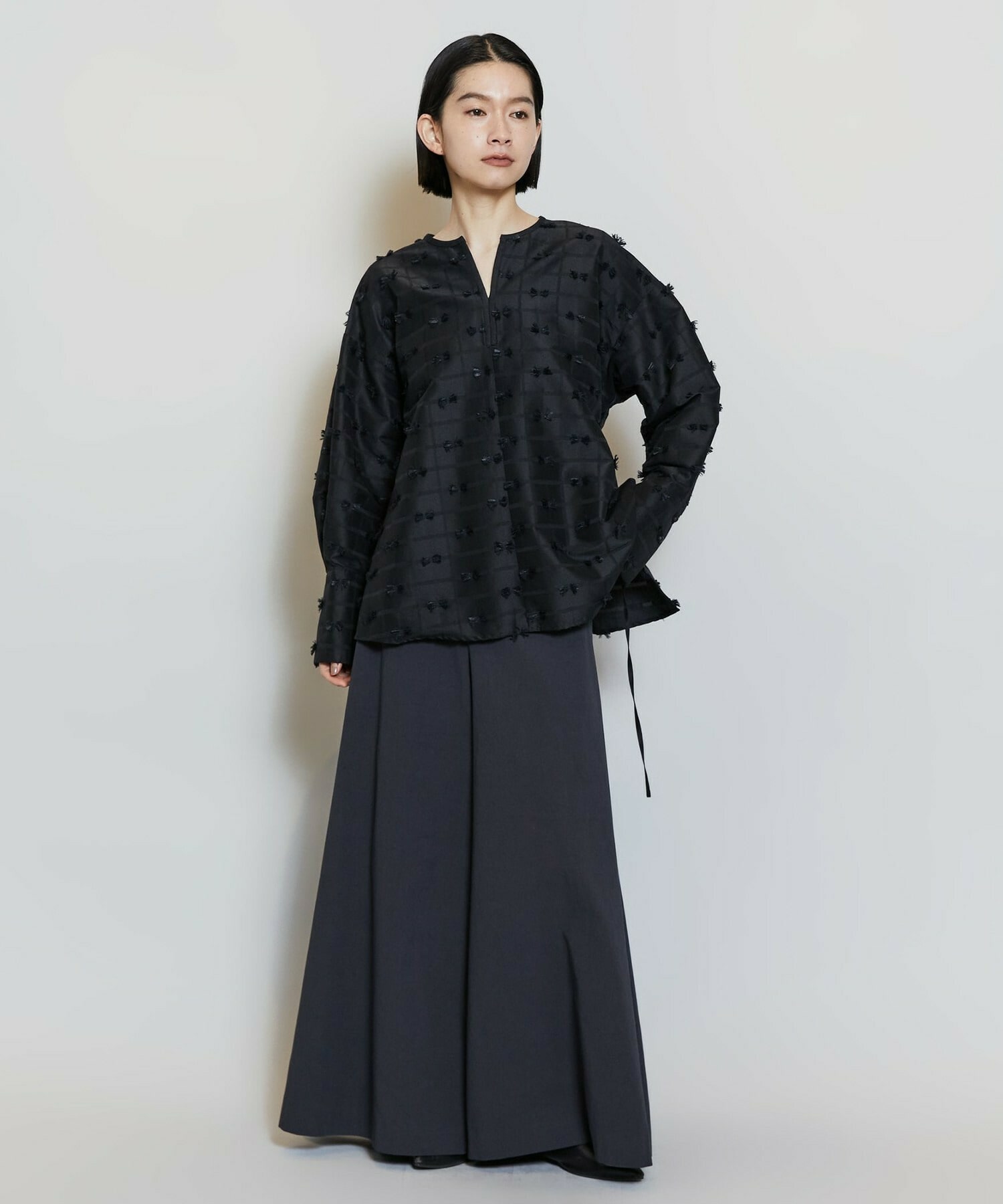 【MOGA】リボンテープジャガードブラウス 詳細画像 ブラック 2