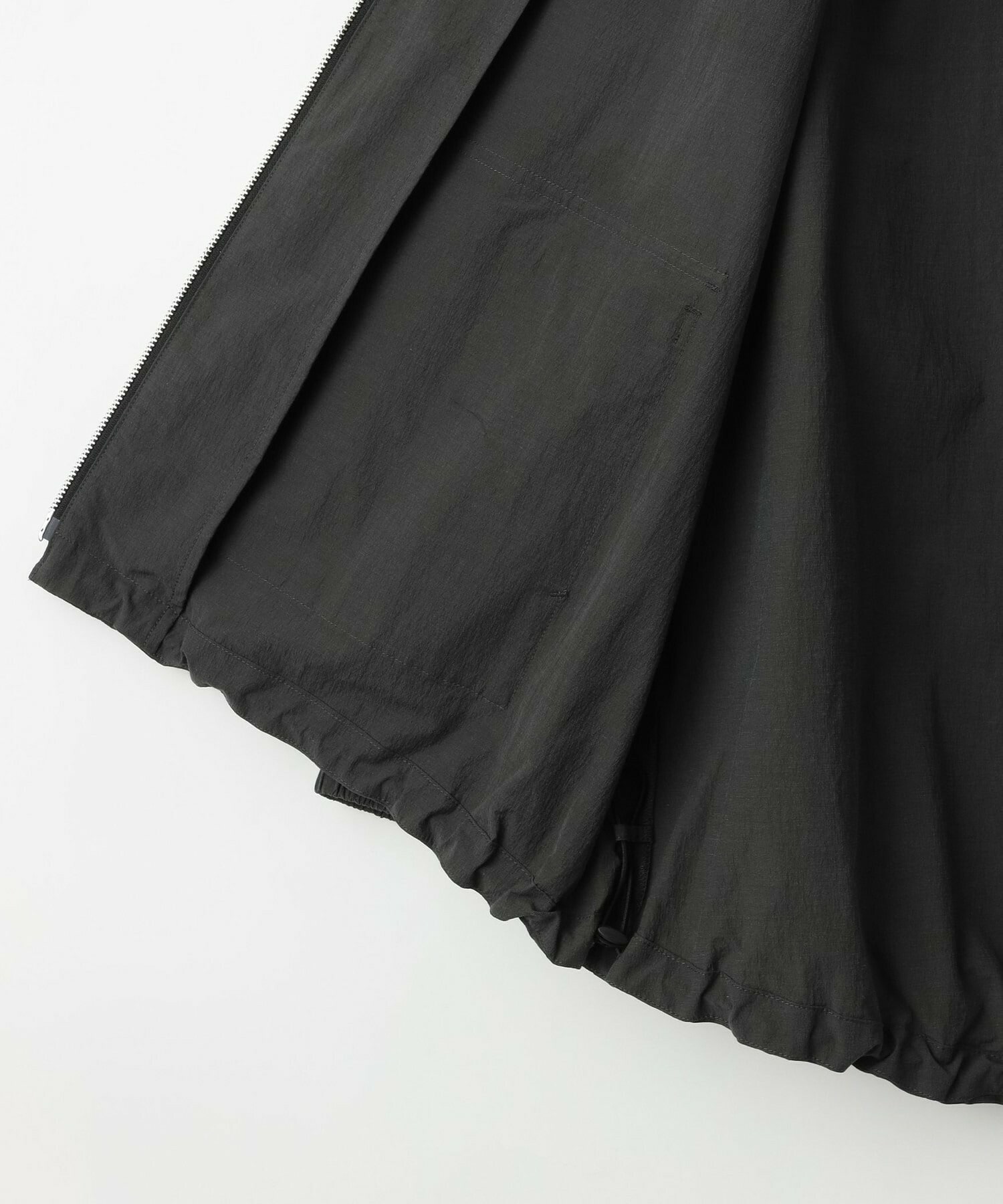 【feerique】feerique 綿ナイロンクロスマウンテンパーカー 詳細画像 チャコールグレー 27