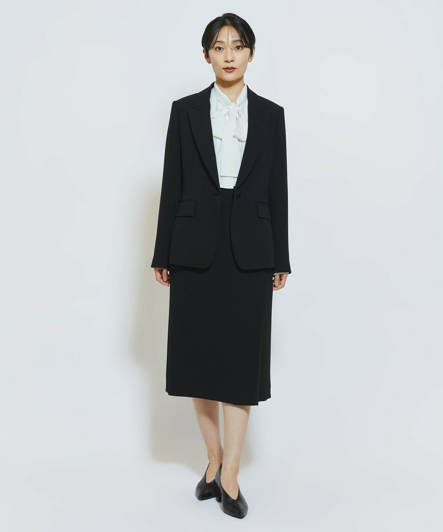 【wb】wb ライトツイルボウタイブラウス 詳細画像 モカ 15