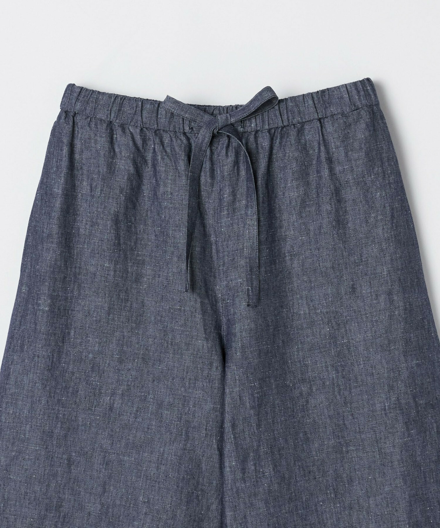 【feerique】feerique ヘンプコットンシャンブレーギャザーパンツ 詳細画像 ネイビー 24