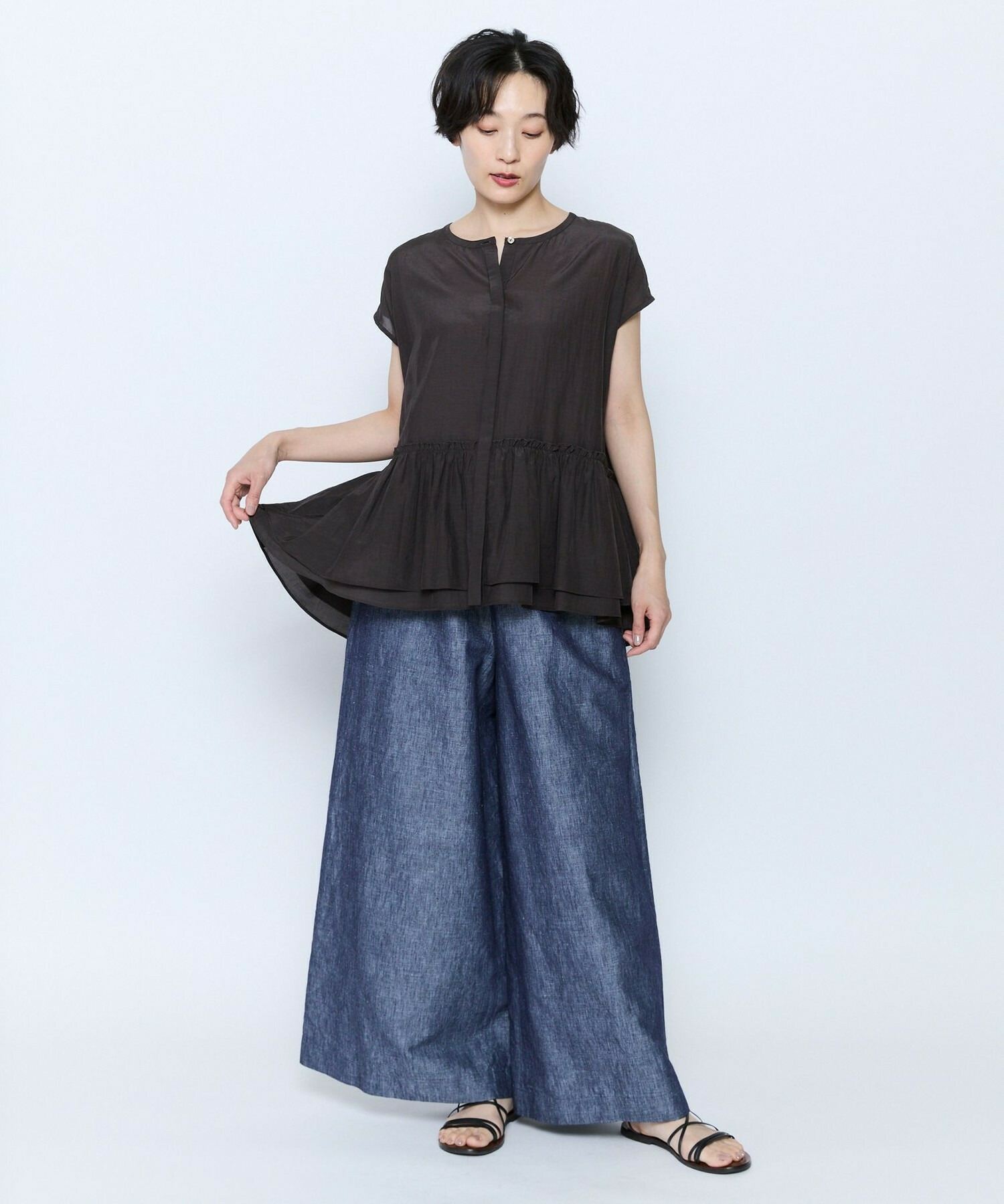 【feerique】feerique ヘンプコットンシャンブレーギャザーパンツ 詳細画像 ネイビー 8