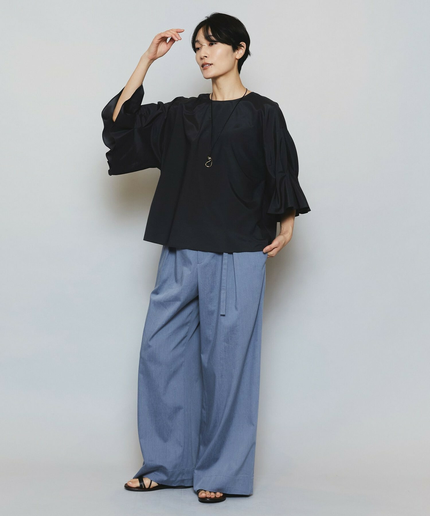 【MOGA】【Lサイズ】ブライトビンテージラウンドカラーブラウス 詳細画像 ブラック 3