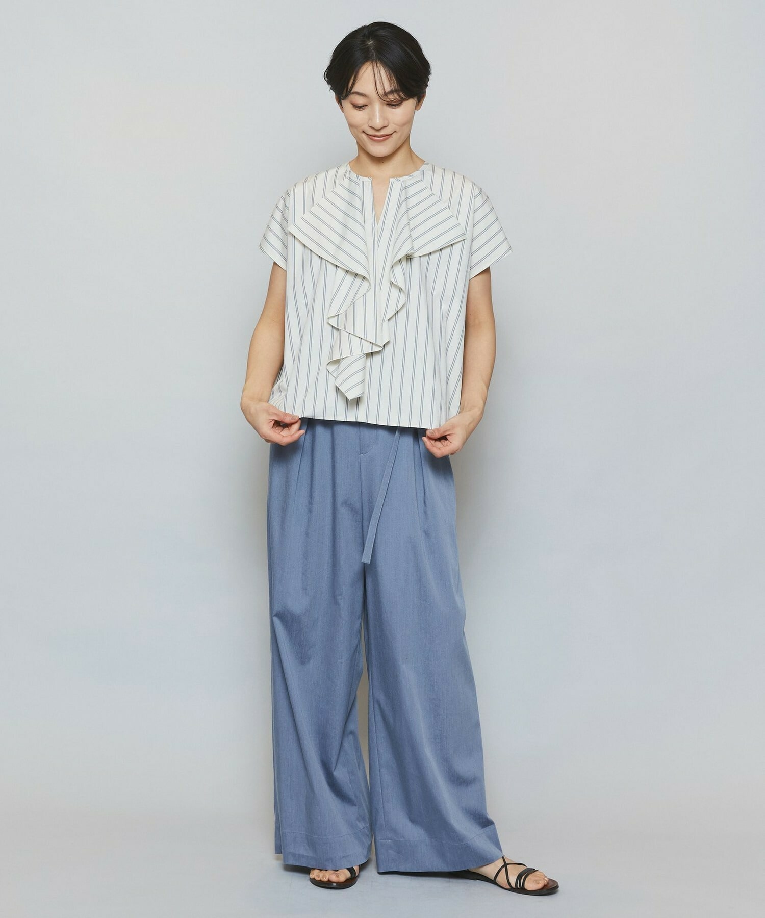 【MOGA】【Lサイズ】ミディアムストライプカスケードフリルブラウス 詳細画像 オフホワイト 15