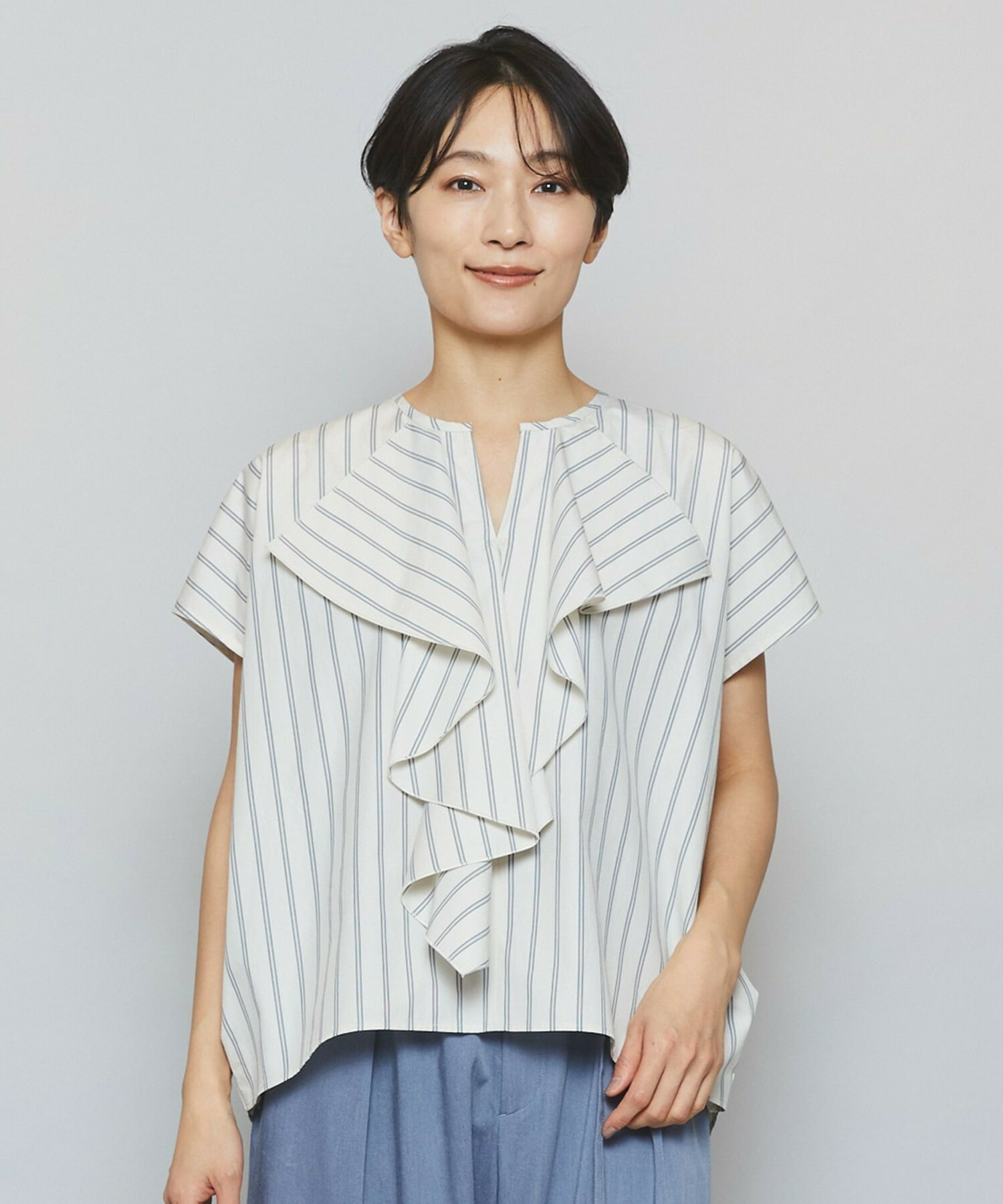 【MOGA】【Lサイズ】ミディアムストライプカスケードフリルブラウス 詳細画像 オフホワイト 2