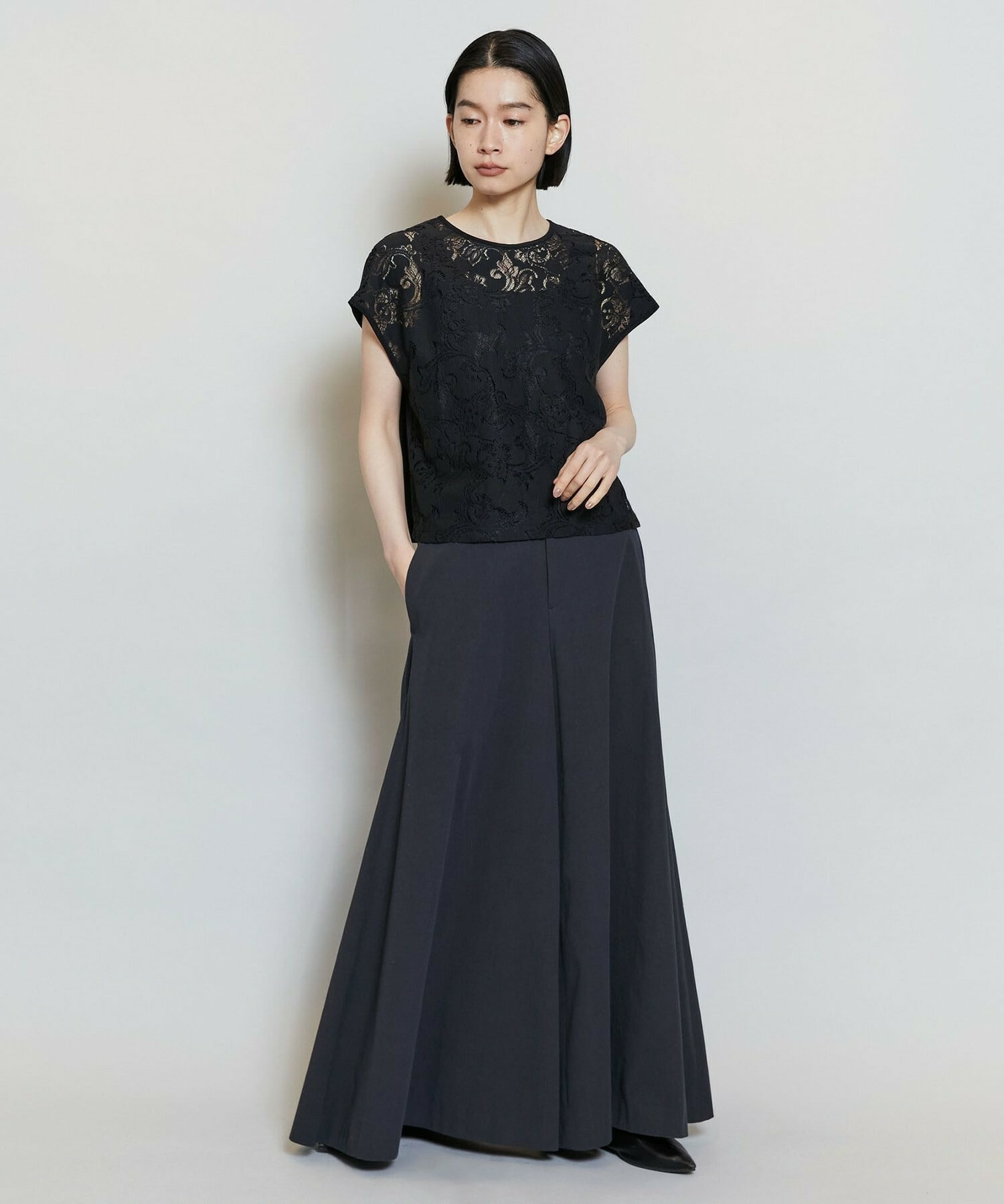 【MOGA】【Lサイズ】ラッセルレーストップス 詳細画像 アイボリー 2