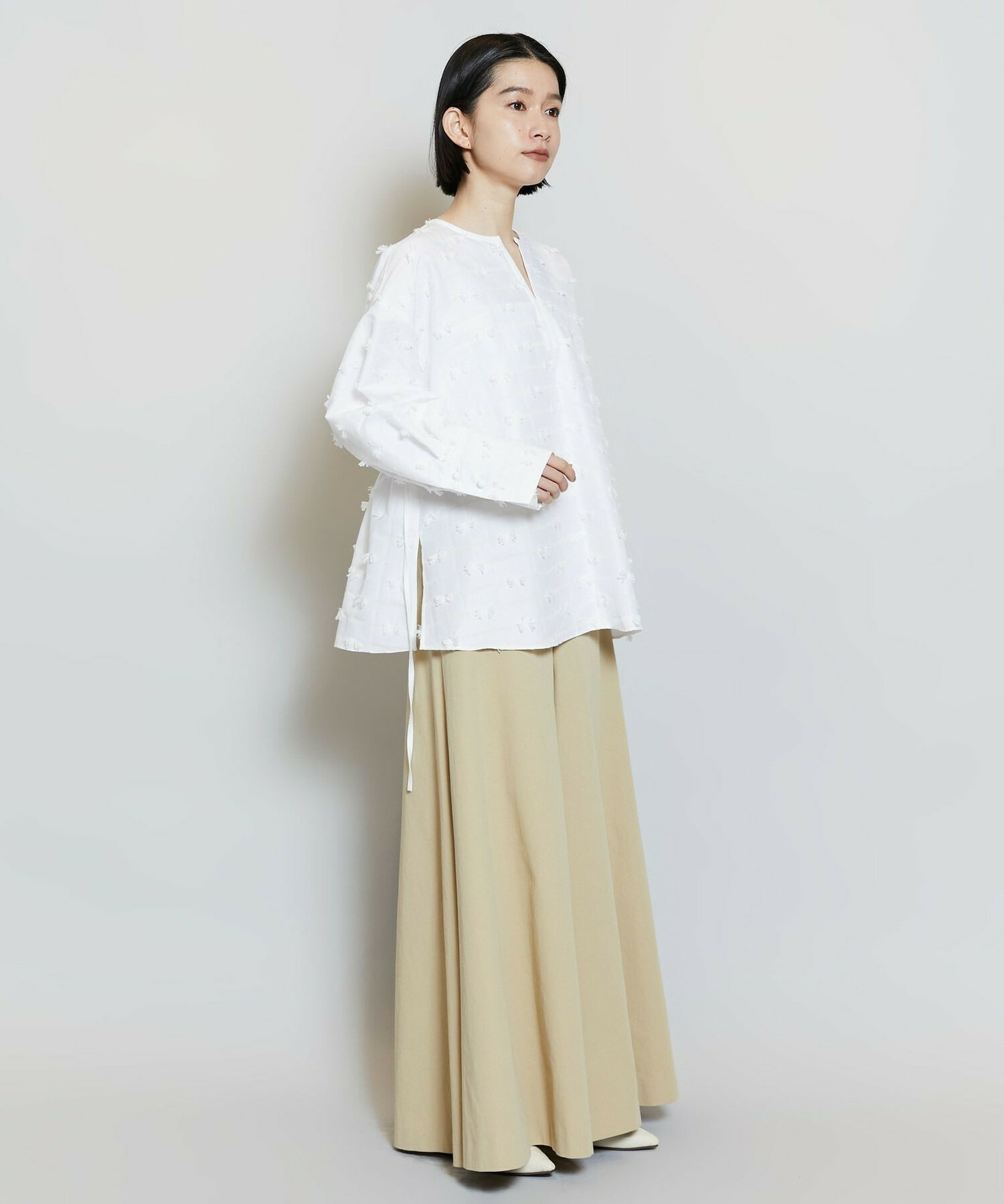 【MOGA】【Lサイズ】リボンテープジャガードブラウス 詳細画像 ホワイト 13