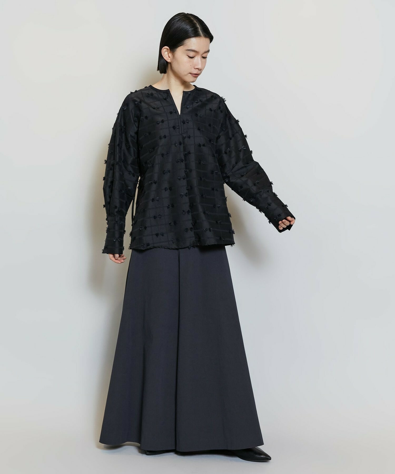 【MOGA】【Lサイズ】リボンテープジャガードブラウス 詳細画像 ホワイト 3