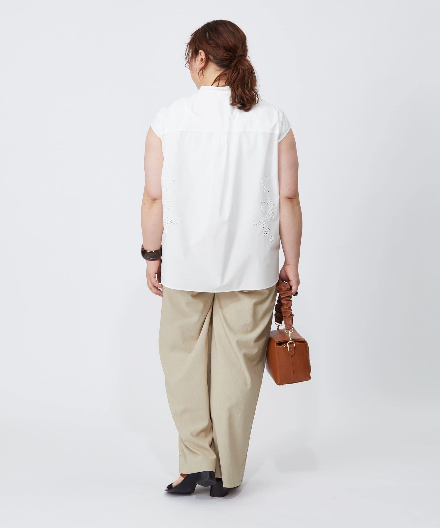 【feerique】【大きいサイズ】feerique カットワークレースフレンチスリーブブラウス 詳細画像 ブラック 12