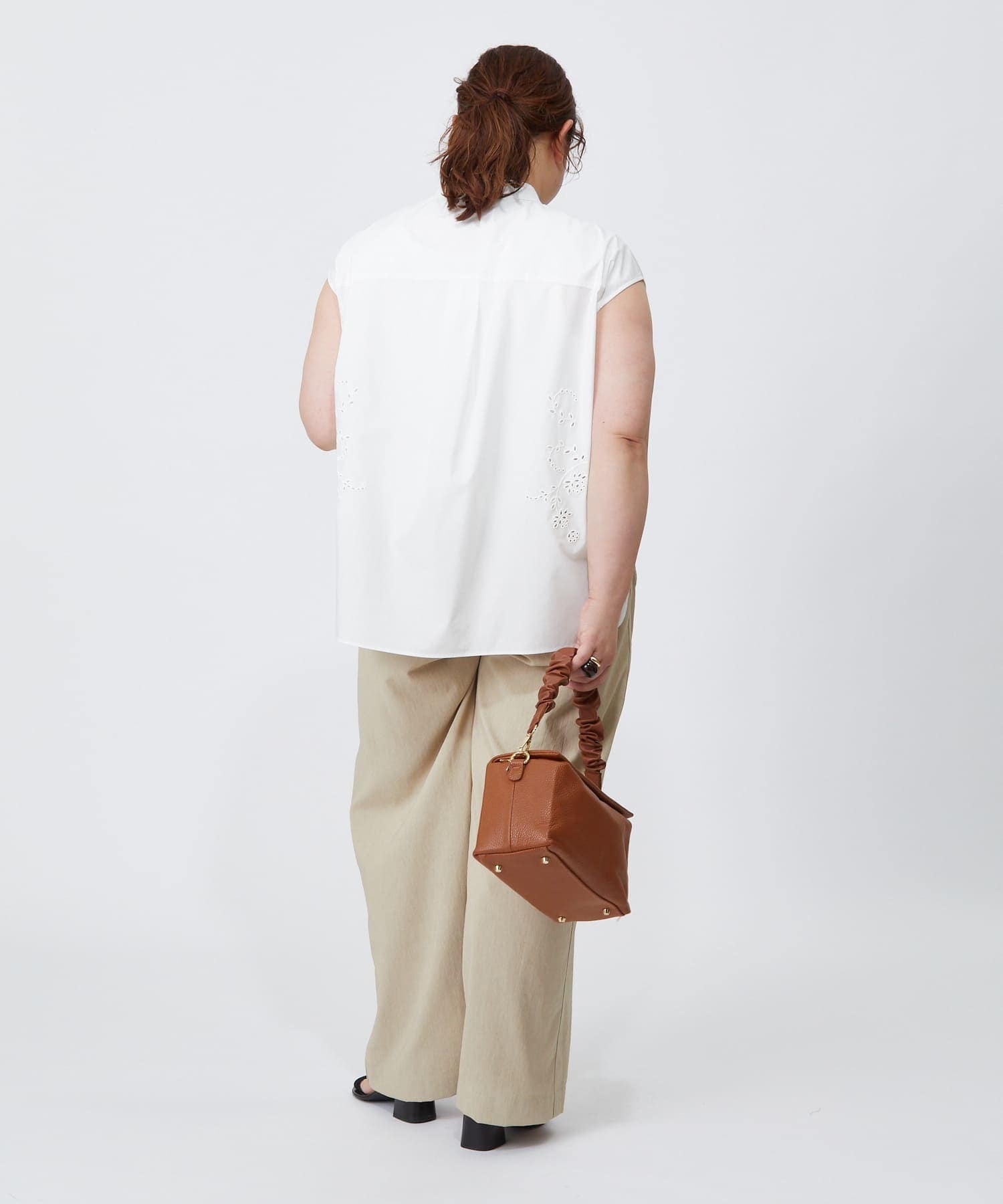 【feerique】【大きいサイズ】feerique カットワークレースフレンチスリーブブラウス 詳細画像 ブラック 13