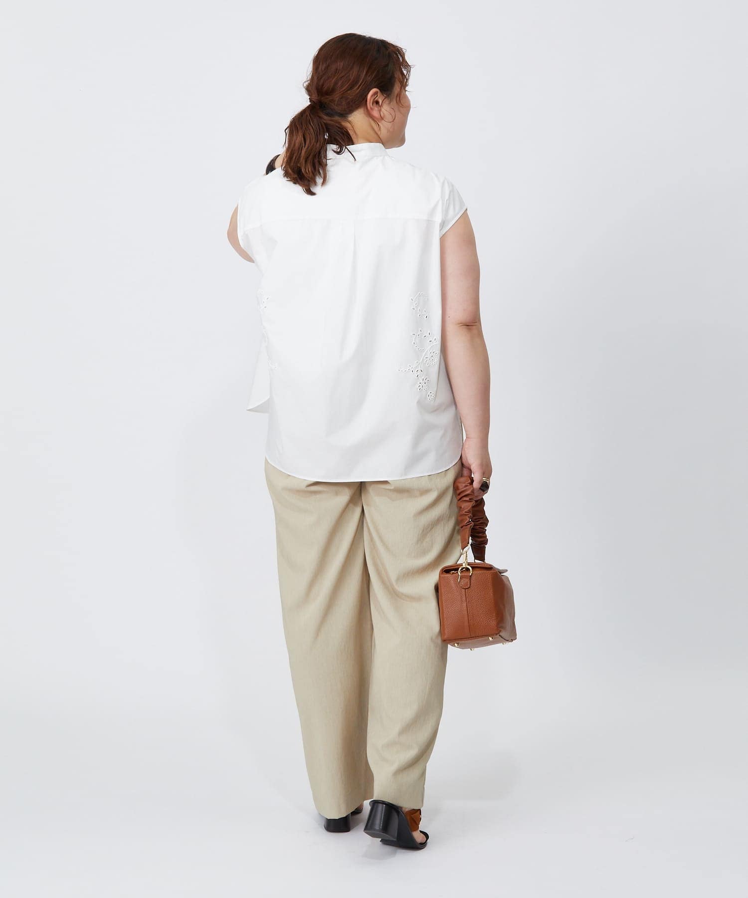 【feerique】【大きいサイズ】feerique カットワークレースフレンチスリーブブラウス 詳細画像 ブラック 14
