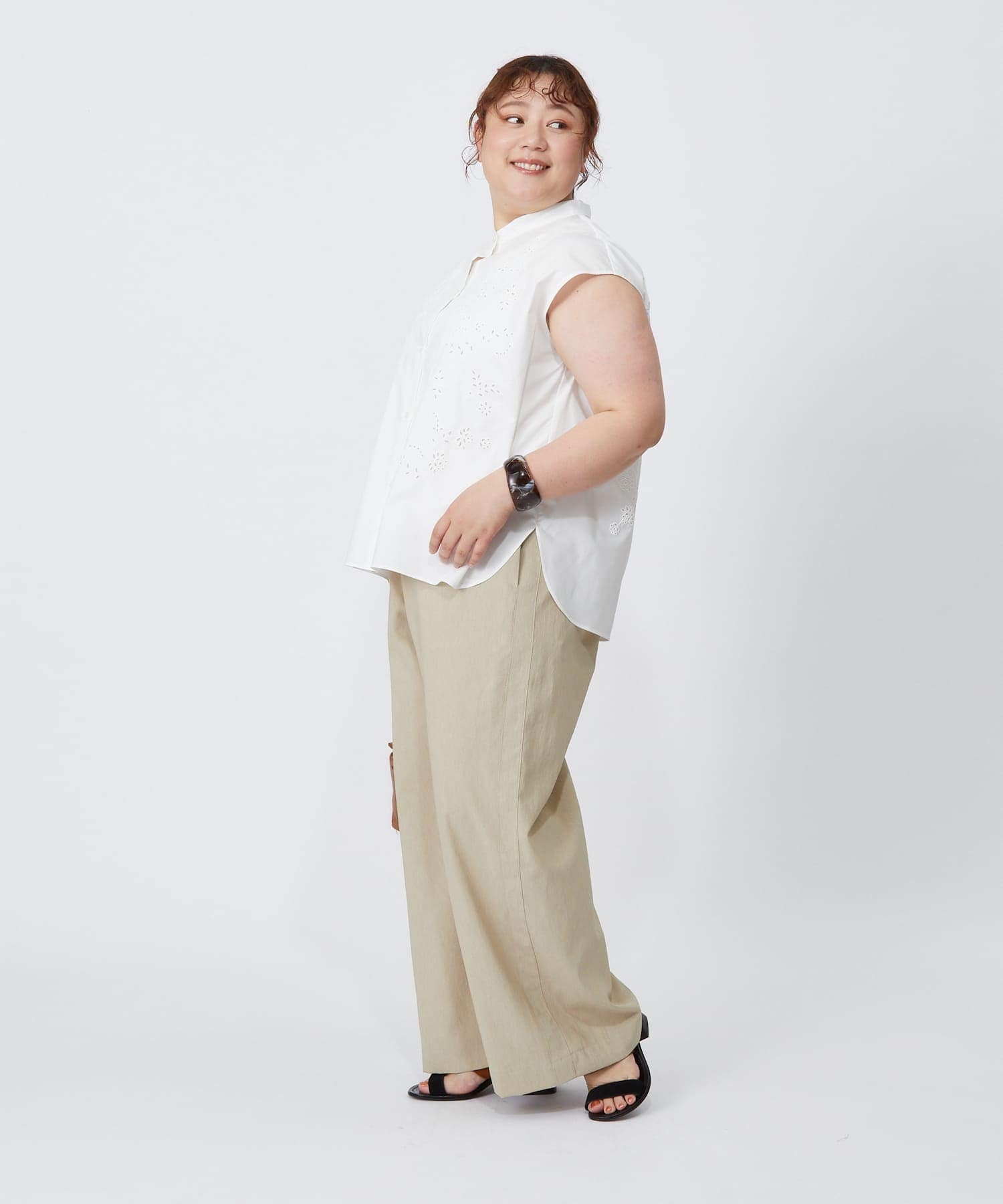 【feerique】【大きいサイズ】feerique カットワークレースフレンチスリーブブラウス 詳細画像 ブラック 9