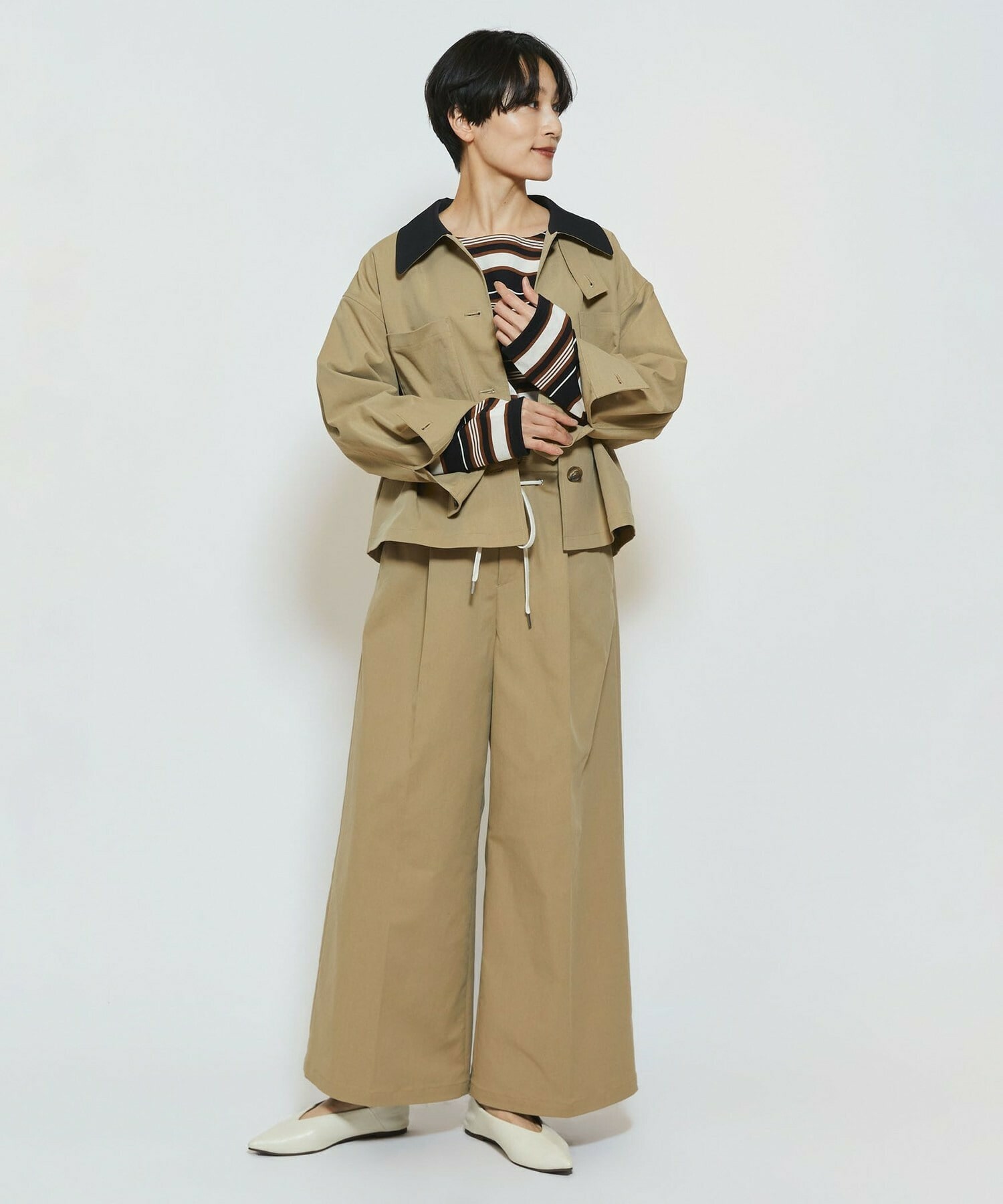 【feerique】【Lサイズ】feerique ポリエステルツイルワイドクロップドジャケット 詳細画像 ベージュ 15