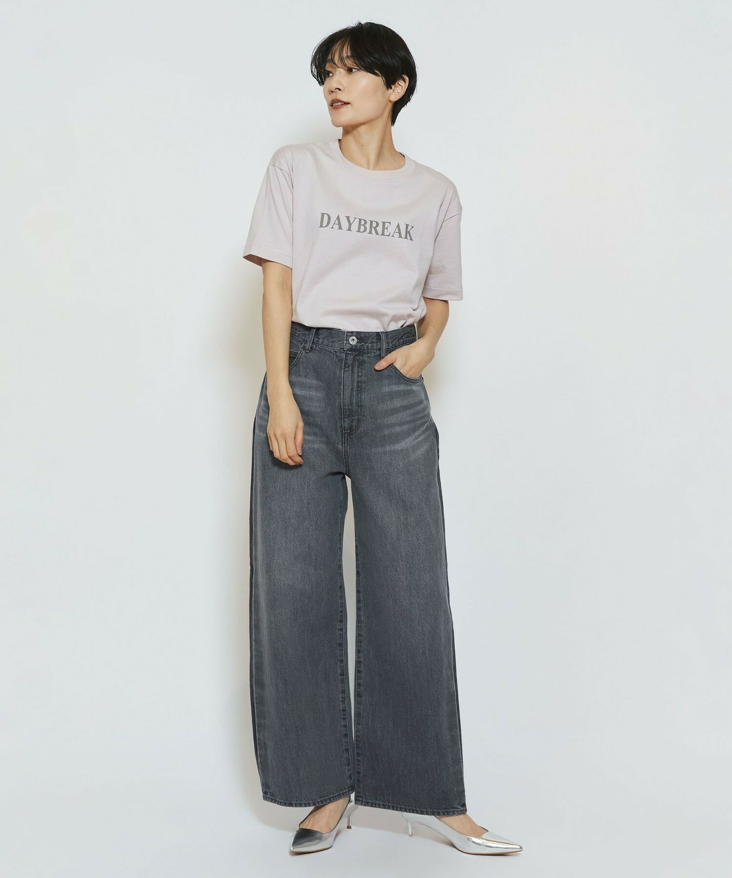 【feerique】【Lサイズ】feerique ロゴプリントTシャツ 詳細画像 グレー系その他 4