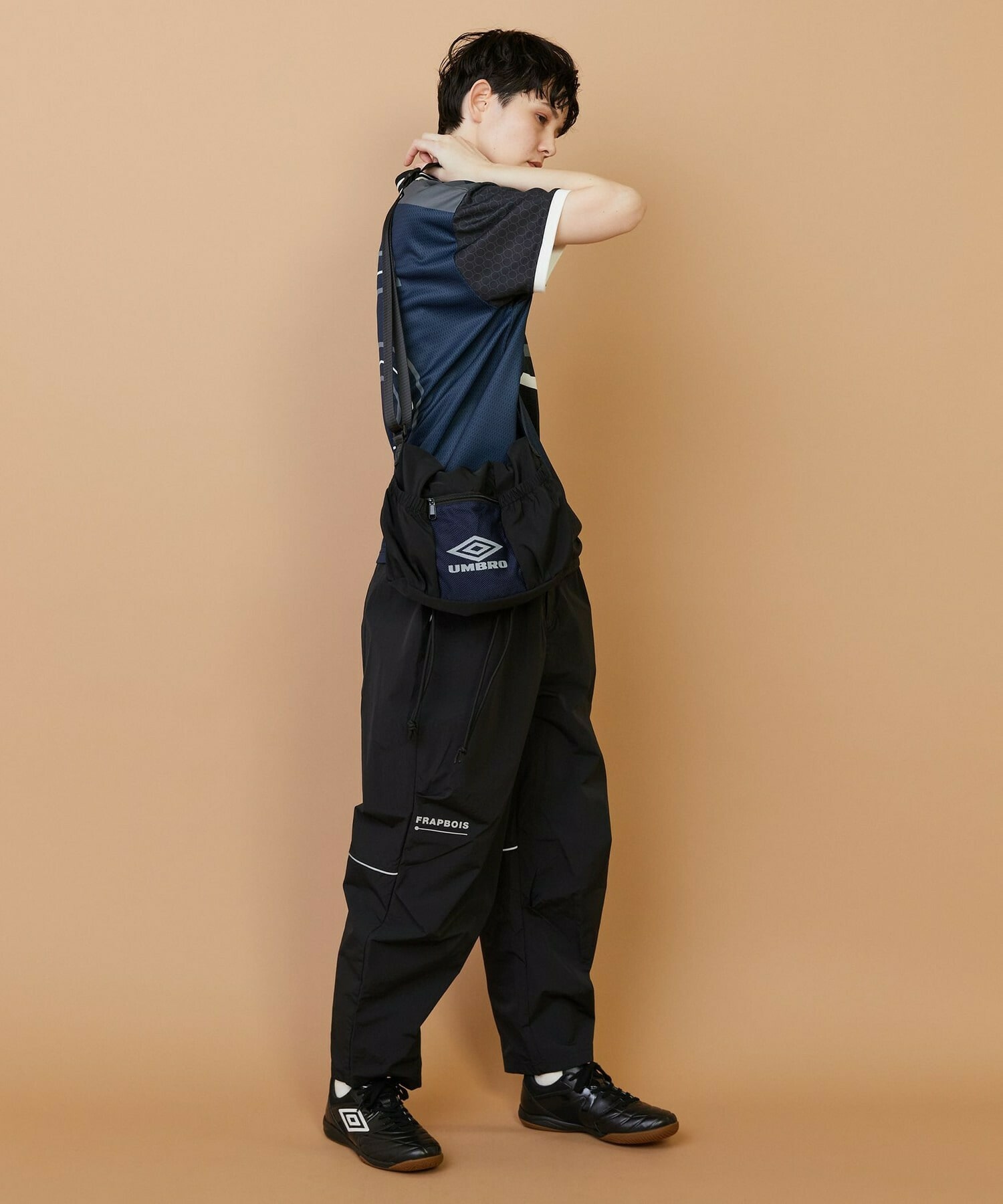 【FRAPBOIS】UMBRO ドローストリングバッグ 詳細画像 ブラック 17