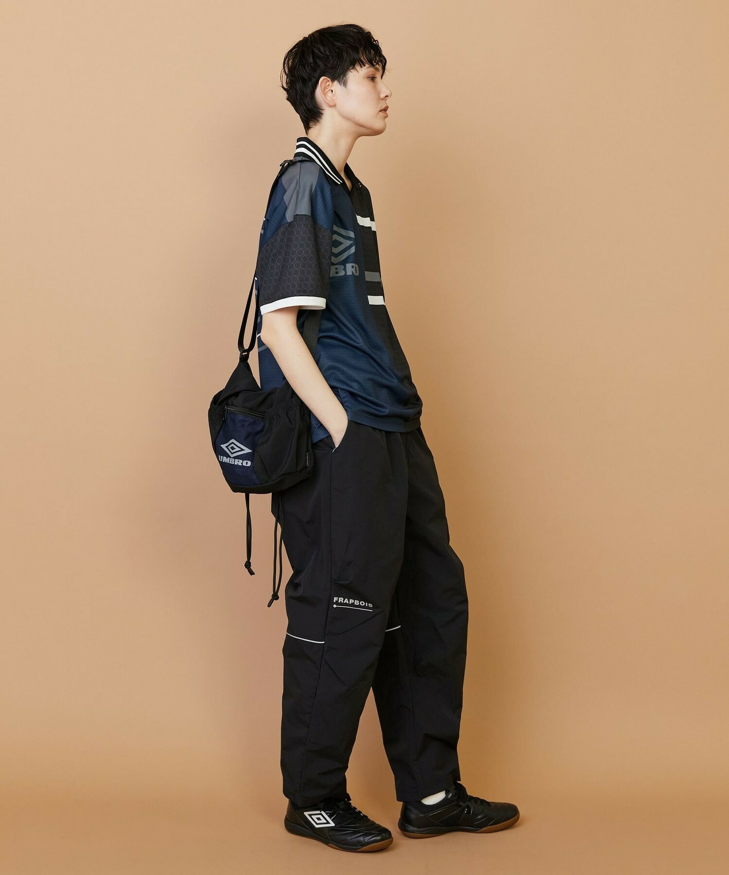 【FRAPBOIS】UMBRO ドローストリングバッグ 詳細画像 ブラック 18