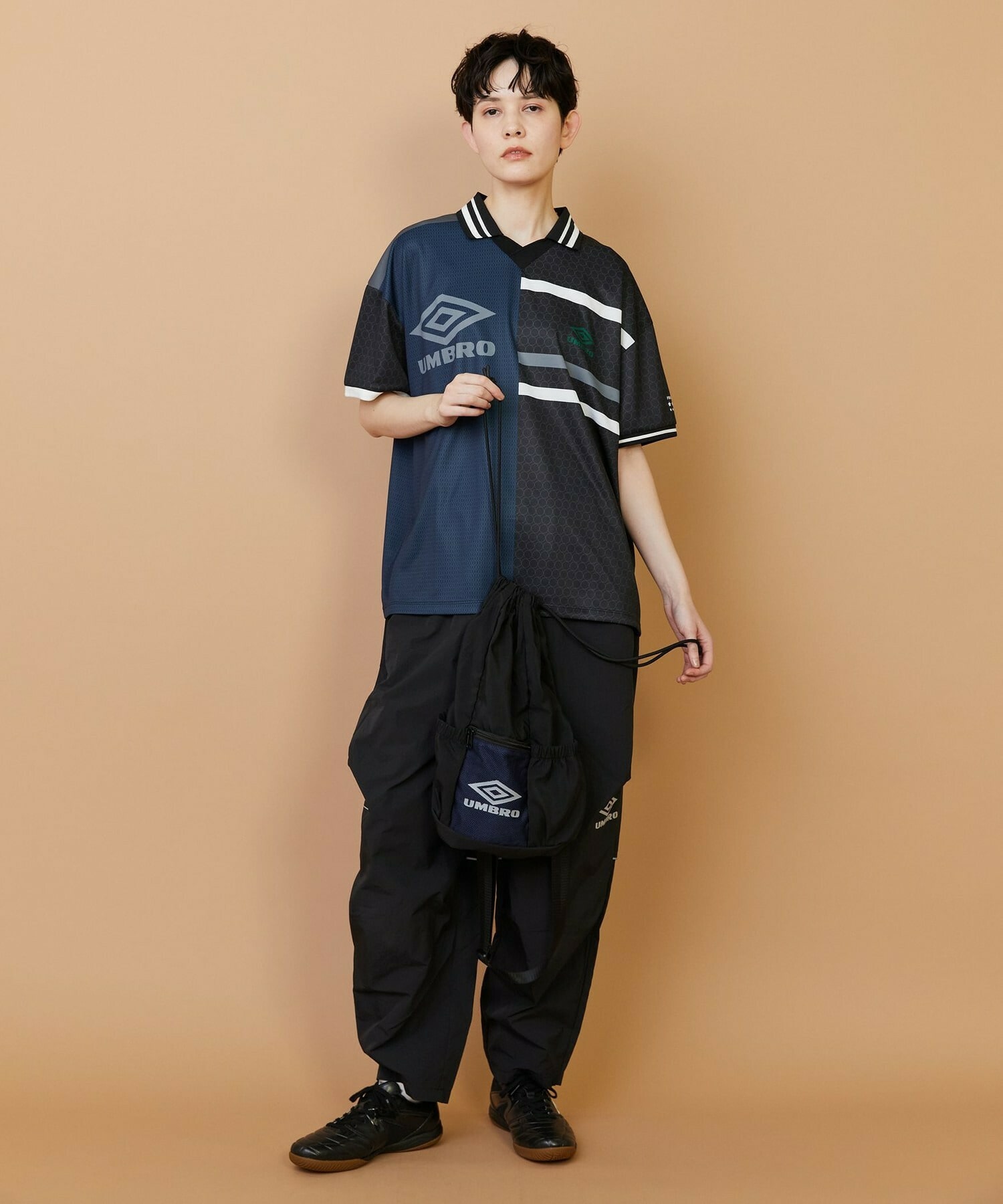 【FRAPBOIS】UMBRO ドローストリングバッグ 詳細画像 ブラック 20