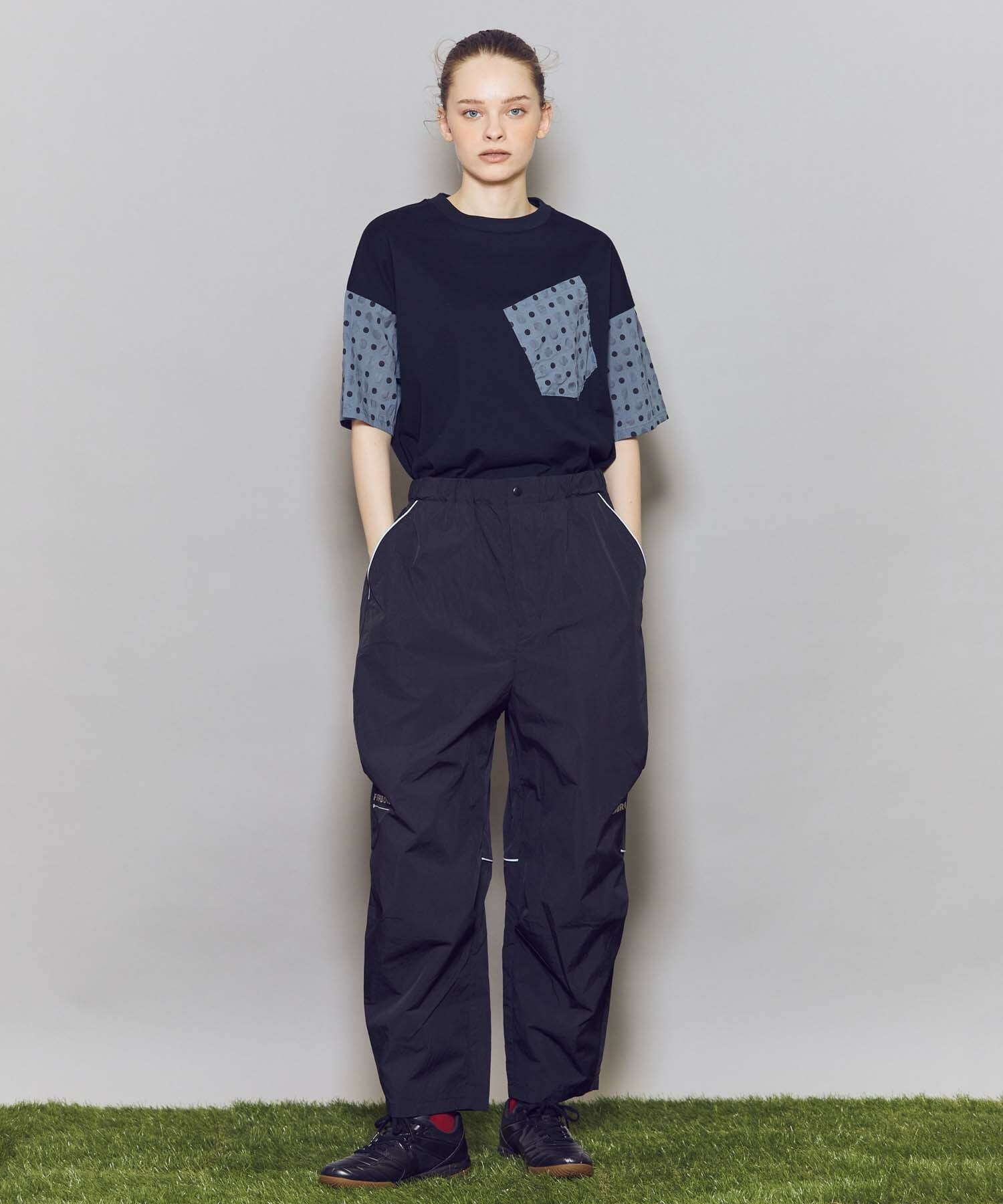 【FRAPBOIS】UMBRO TRACK-PANTS 詳細画像 ブラック 2