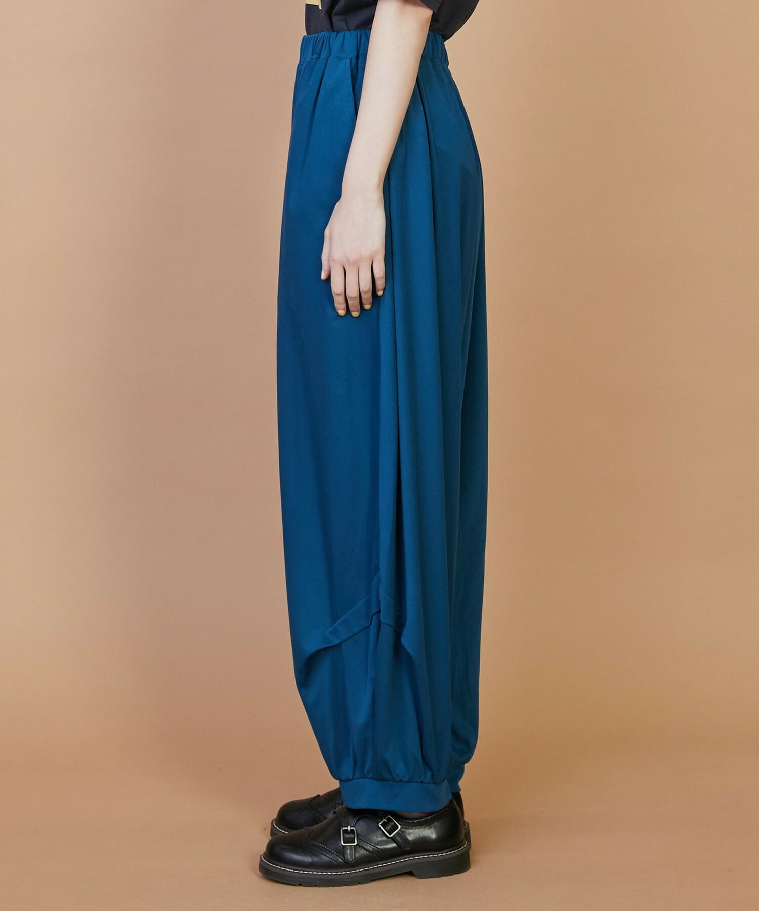 【FRAPBOIS】ドルサール パンツ 詳細画像 ブラック 1