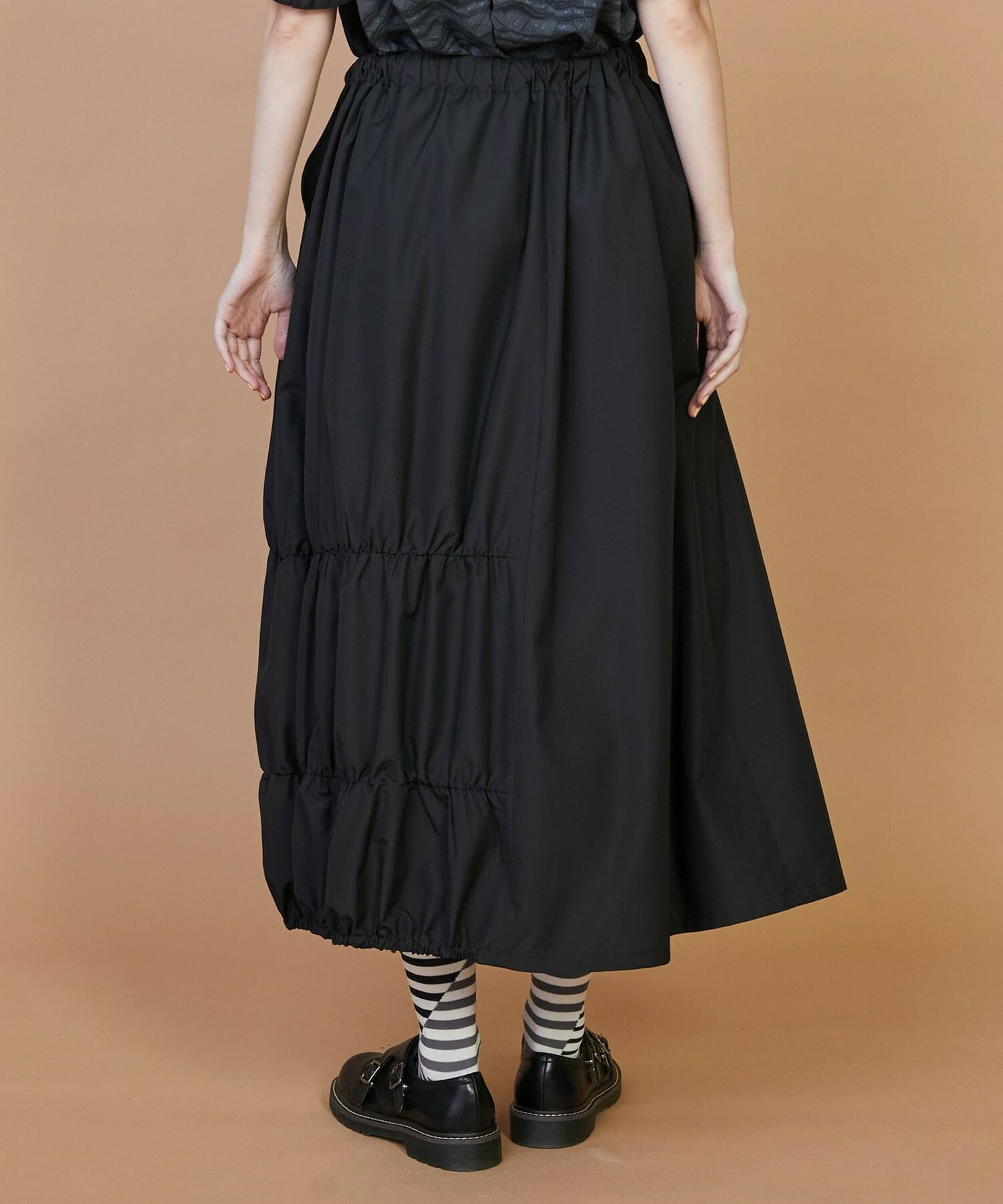 【FRAPBOIS】マットタフタ スカート 詳細画像 ブラック 16