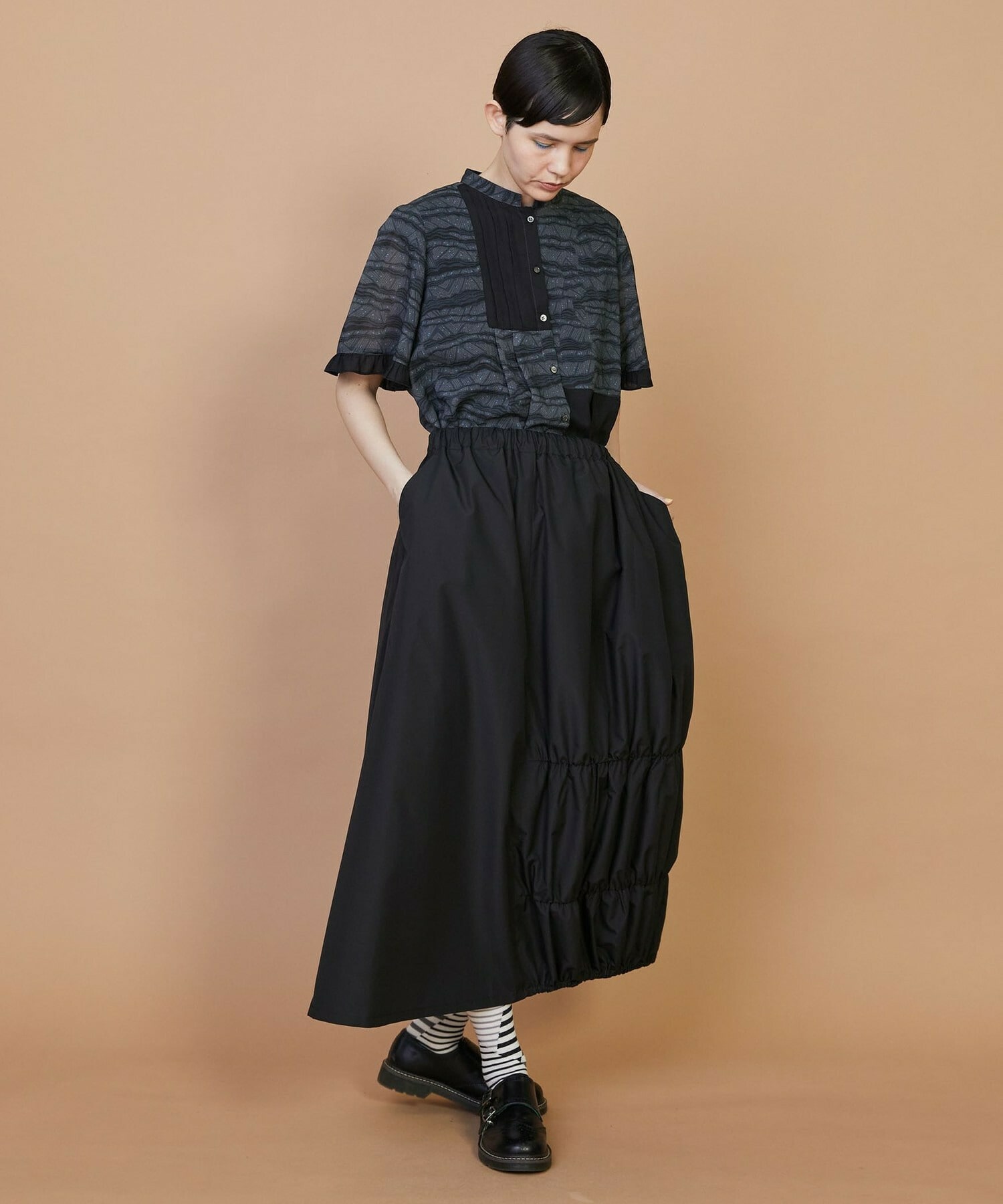 【FRAPBOIS】マットタフタ スカート 詳細画像 ブラック 19