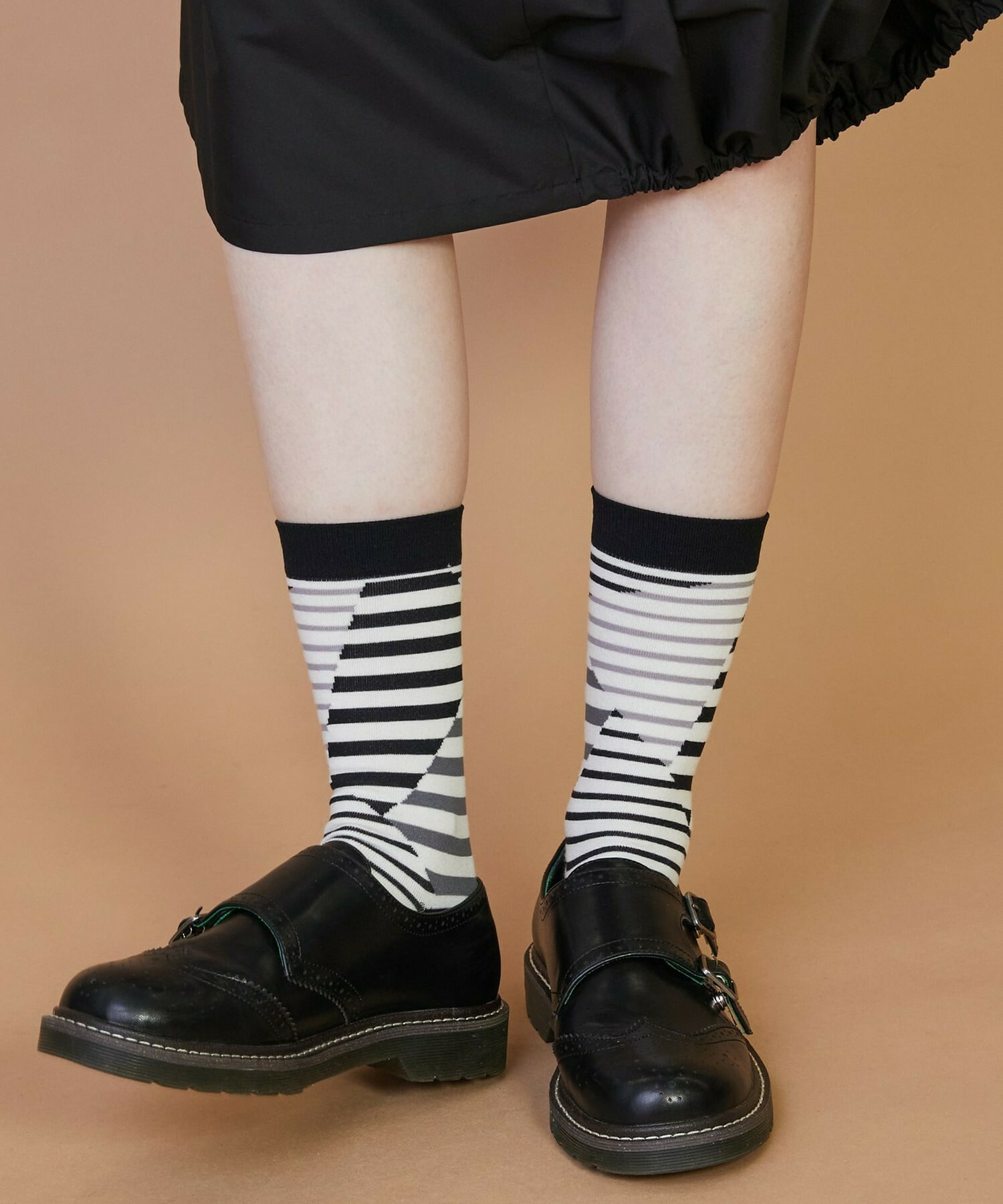 【FRAPBOIS】クワトロボーダーソックス 詳細画像 ブラック 1