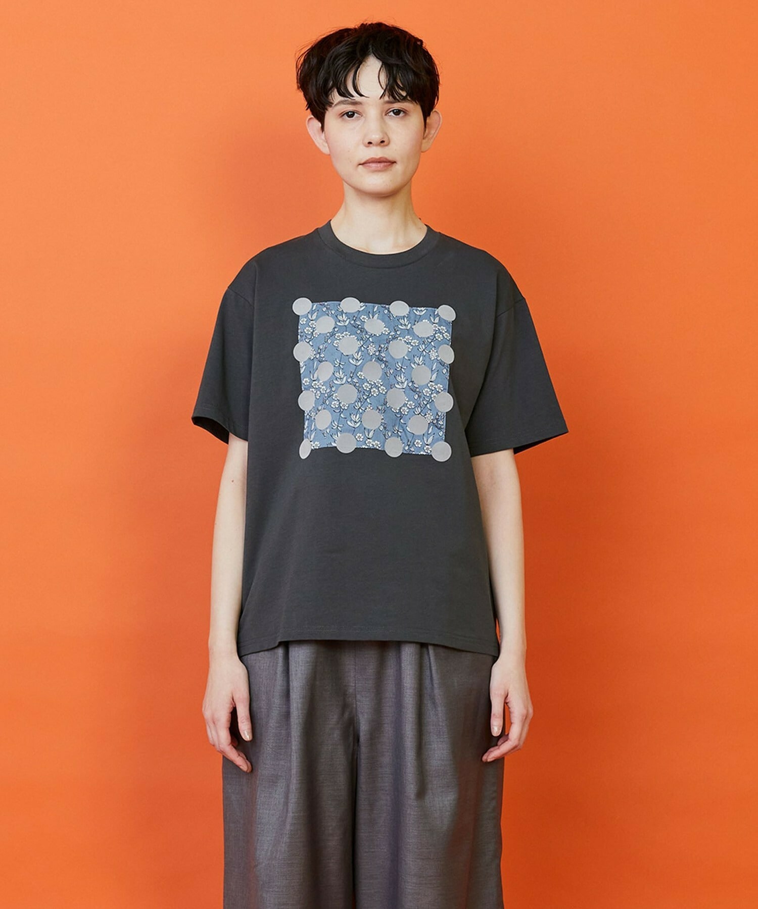 【FRAPBOIS】ガーデンフローＴシャツ 詳細画像 チャコールグレー 1