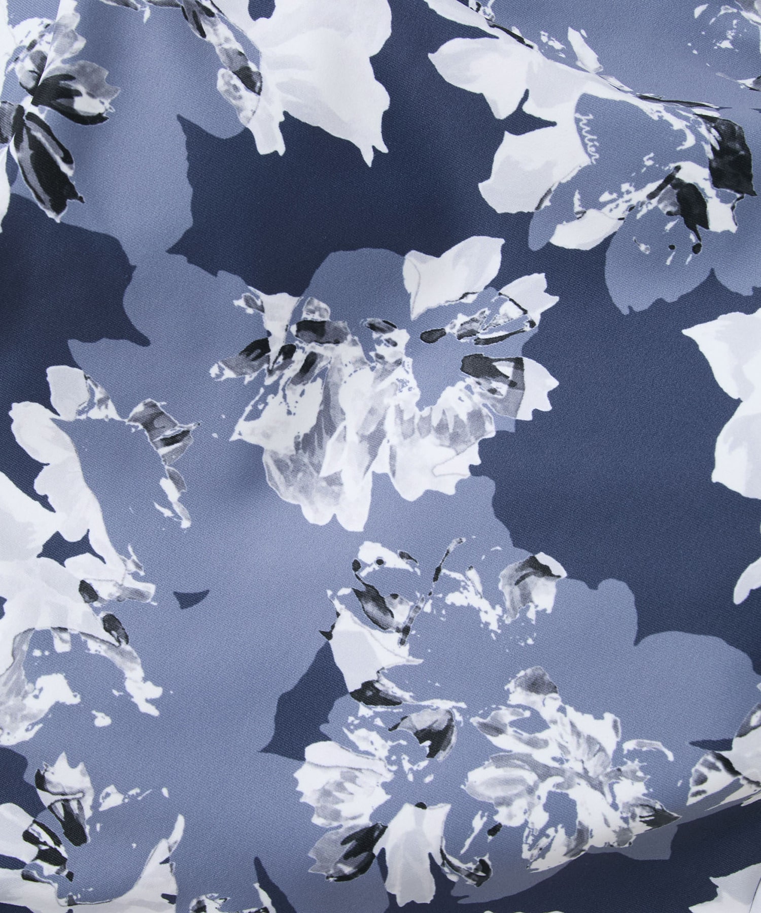 【Julier】flash flowerプリントキャミソール/パット付き・UVカット・吸汗速乾・ホットヨガ対応・水着・水陸両用 詳細画像 ブルー 17