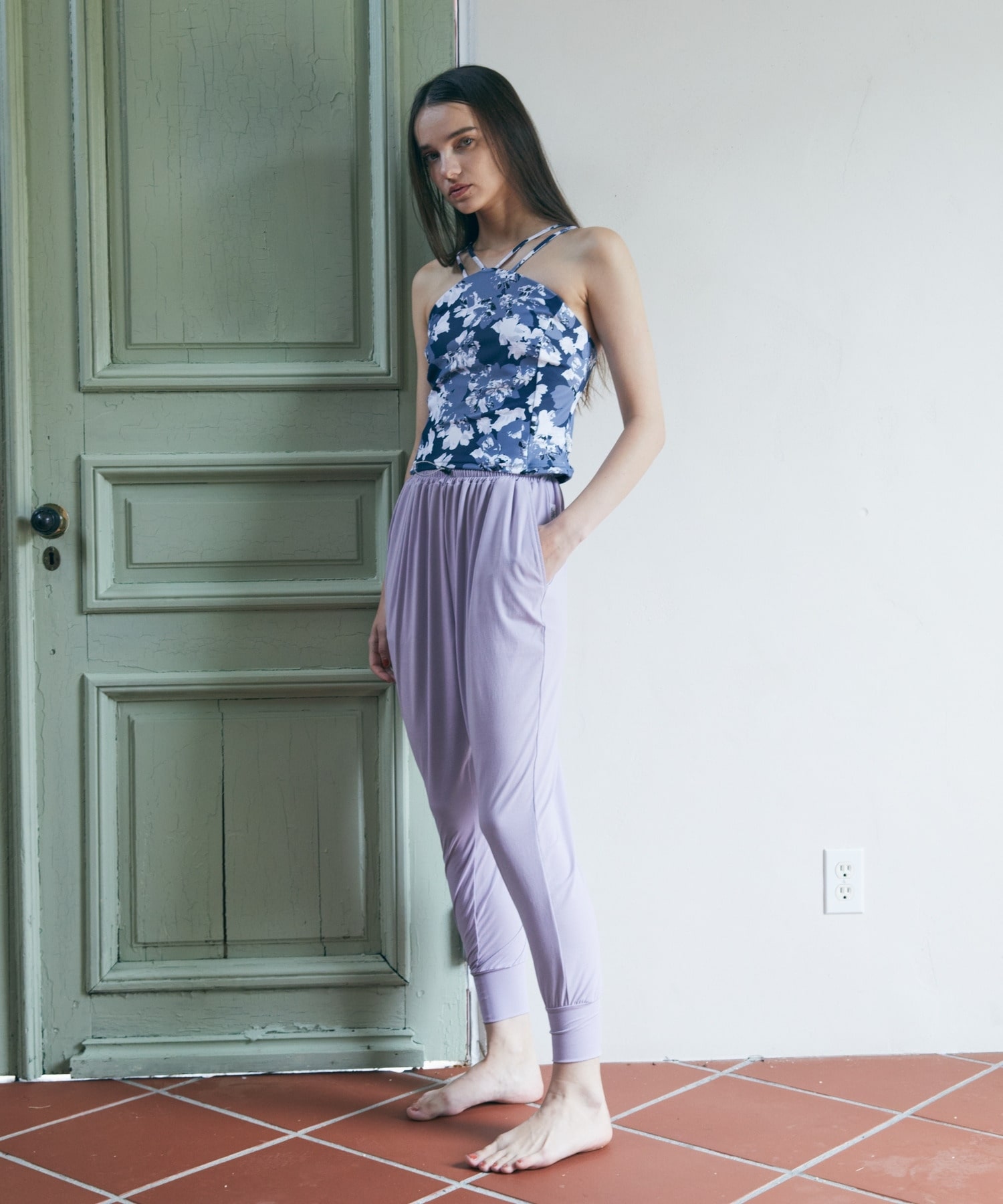 【Julier】flash flowerプリントキャミソール/パット付き・UVカット・吸汗速乾・ホットヨガ対応・水着・水陸両用 詳細画像 ブルー 7