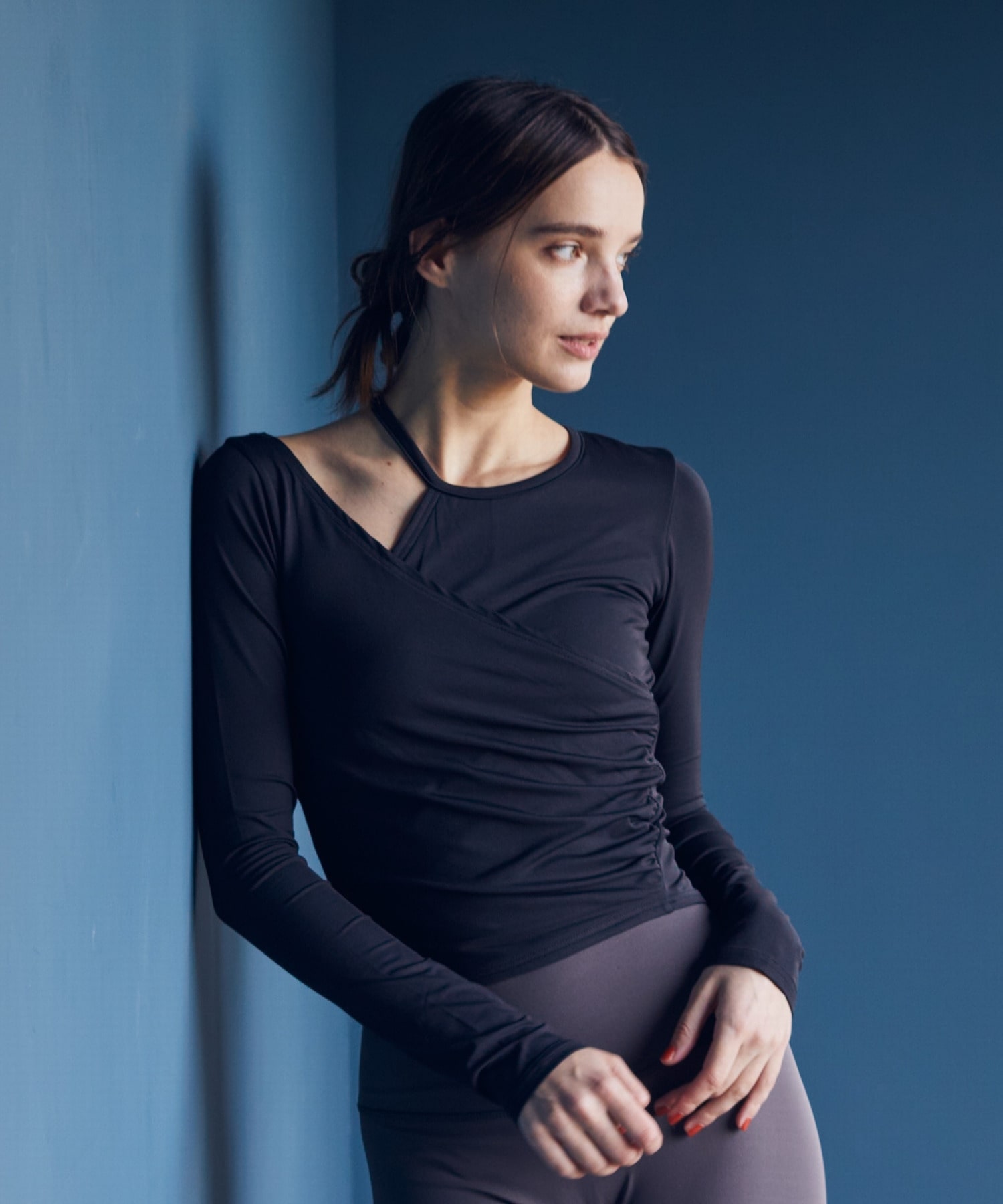 【Julier】エコシーベア天ロングスリーブプルオーバー/パット付き・エコ・UVカット・吸汗速乾・ホットヨガ対応・ラッシュガード  詳細画像 ブラック 1