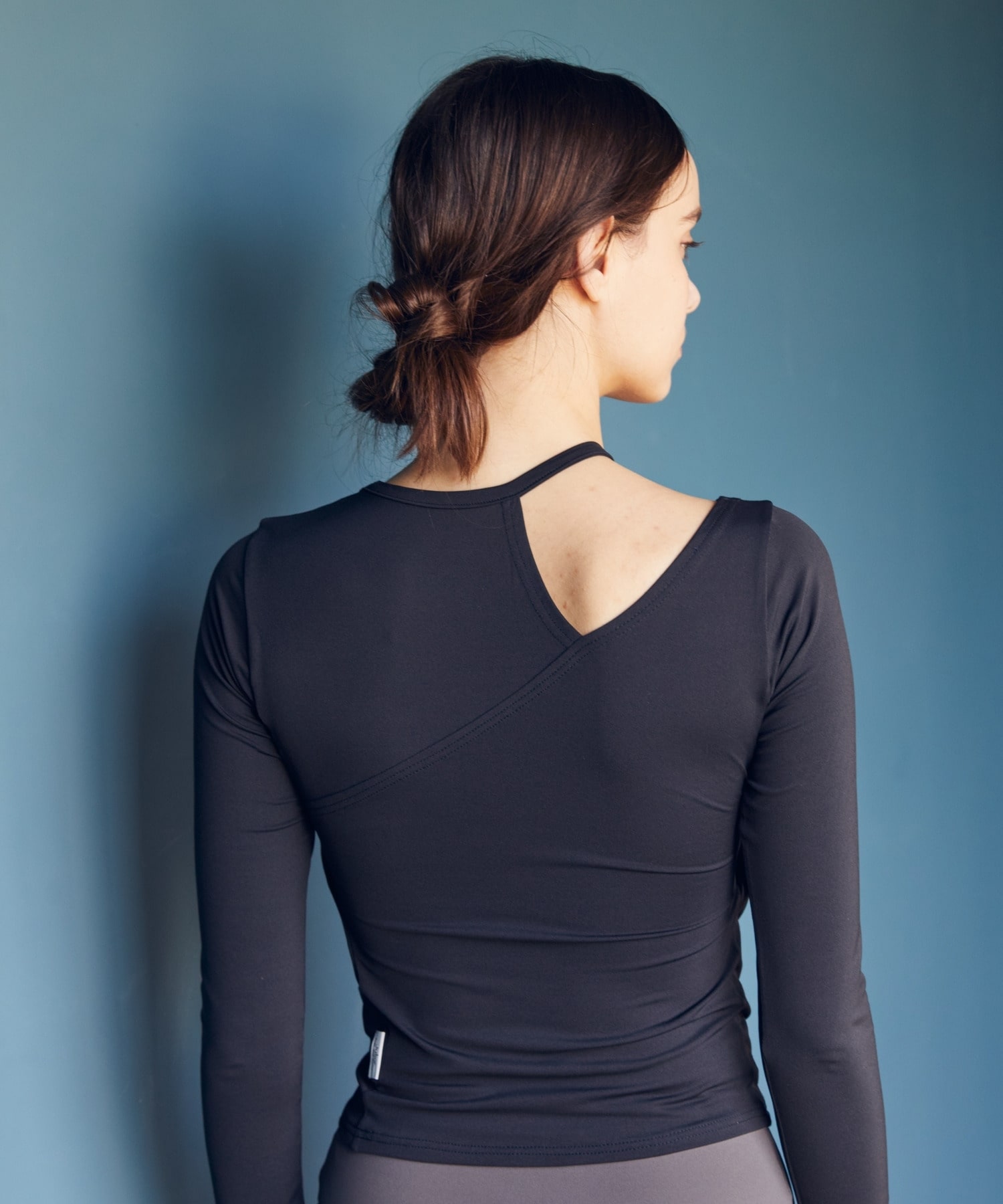 【Julier】エコシーベア天ロングスリーブプルオーバー/パット付き・エコ・UVカット・吸汗速乾・ホットヨガ対応・ラッシュガード  詳細画像 ブラック 2