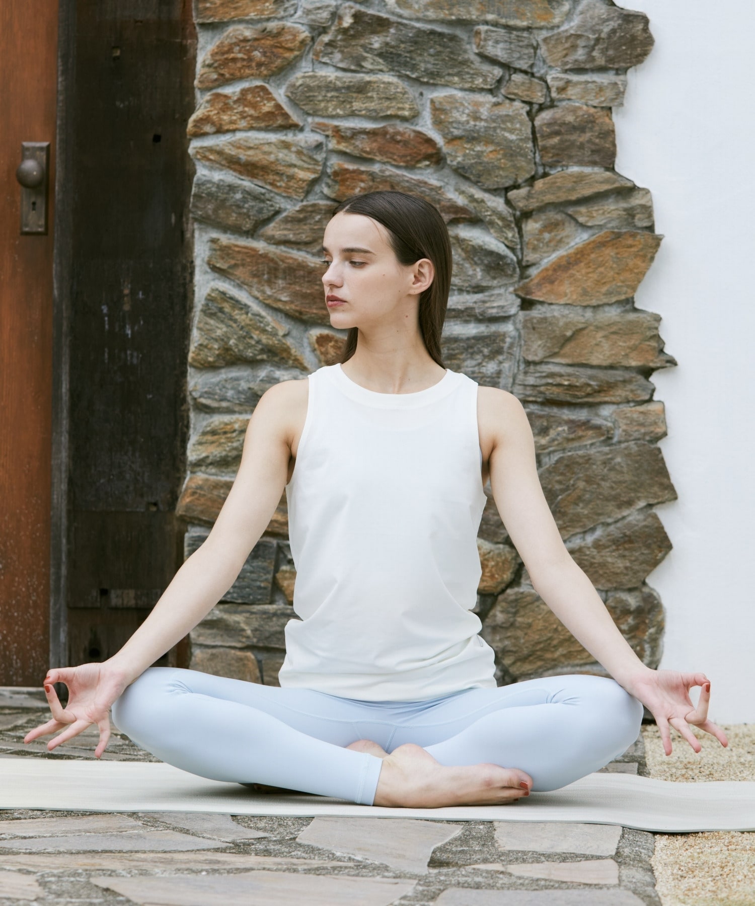 【Julier】【定番】YOGA FITレギンス/UVカット・吸汗速乾・ホットヨガ対応・水着・水陸両用 詳細画像 ブラック 2