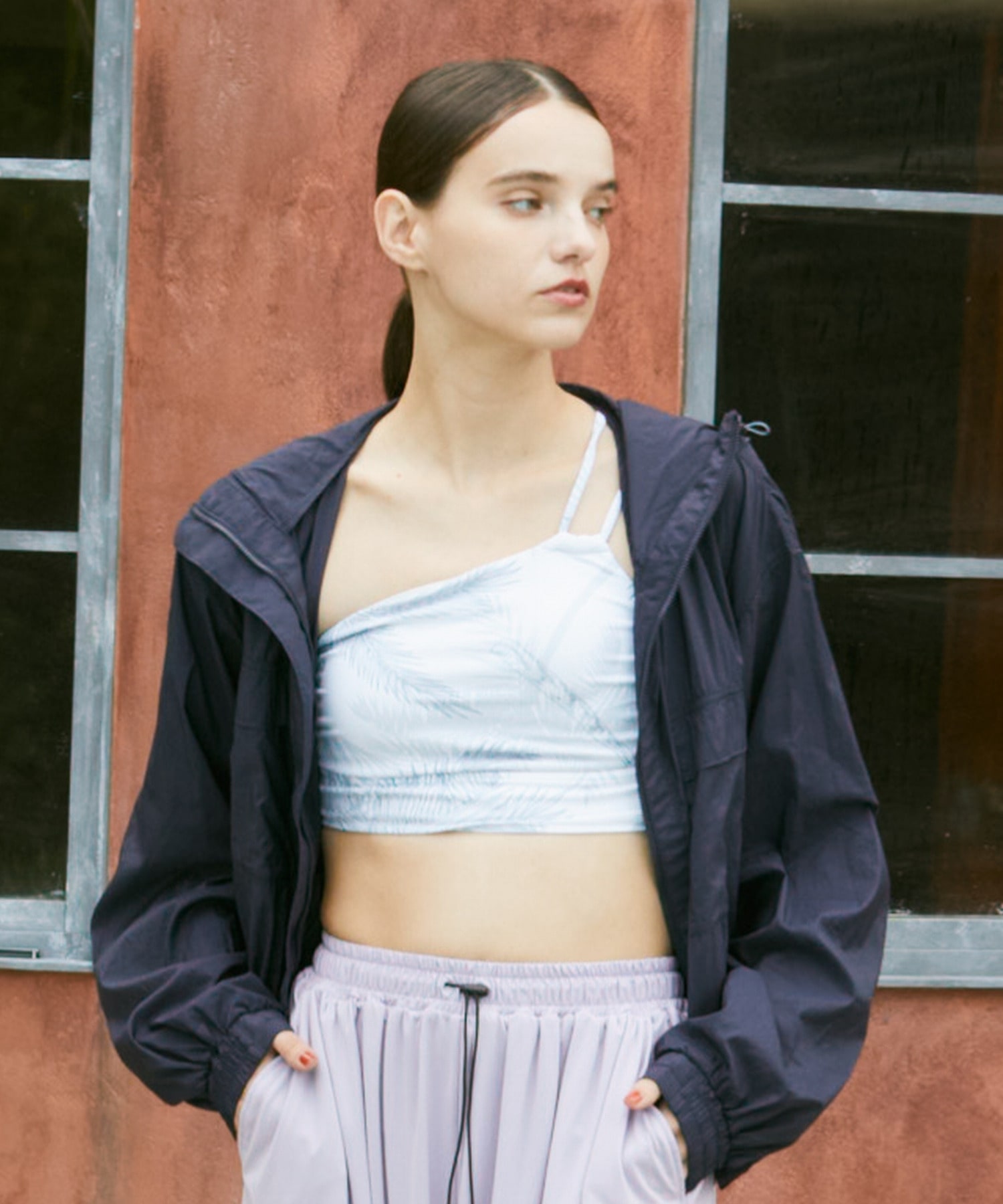 【Julier】ルーセントUV ライトブルゾン 詳細画像 ネイビー 4