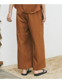 【Julier】ジェントルツイルギャザーパンツ/UVカット・吸水速乾・接触冷感 詳細画像 ネイビー 2