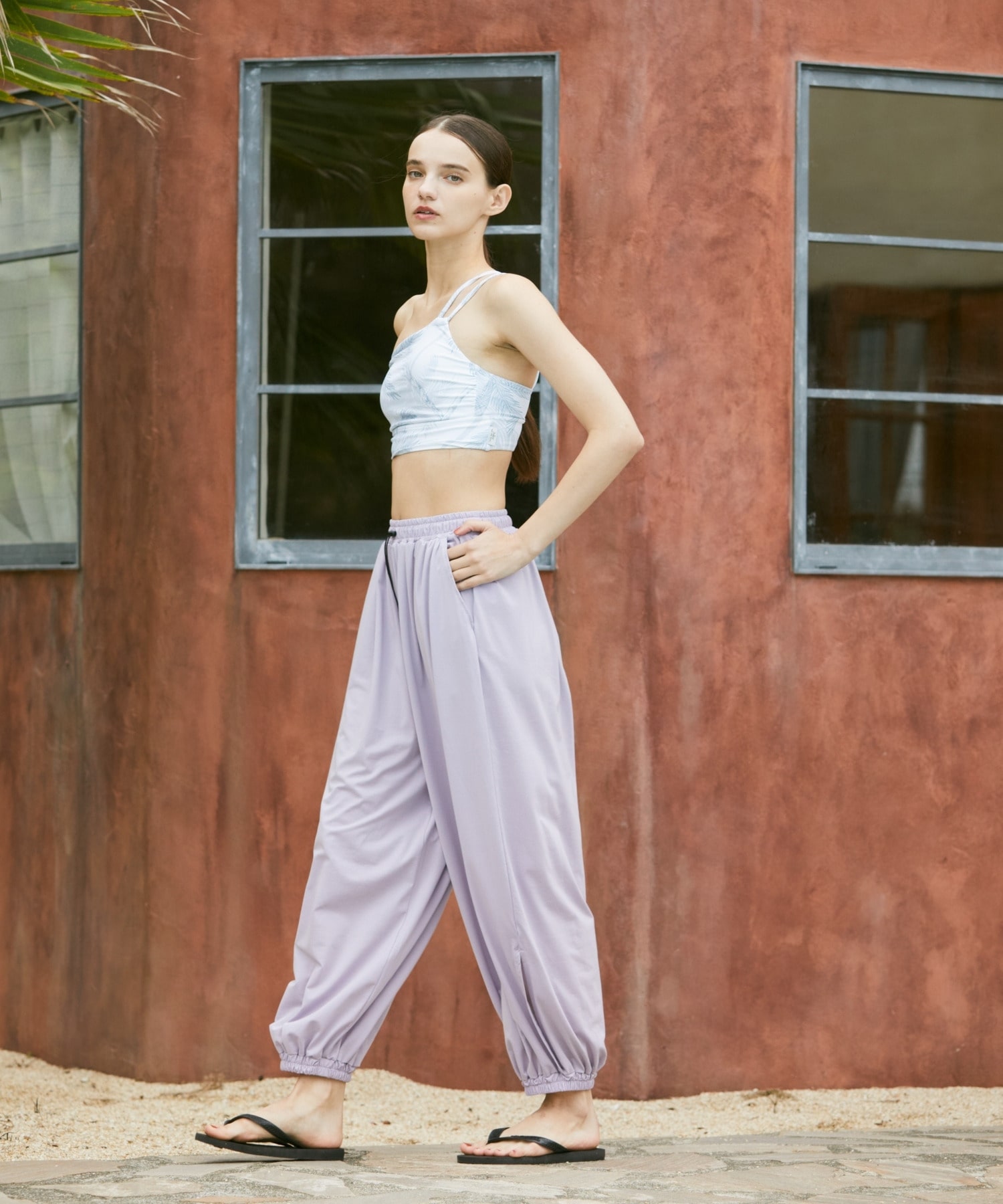 【Julier】palm treeアシンメトリーブラトップ/パット付き・UVカット・吸汗速乾・ホットヨガ対応・水着・水陸両用 詳細画像 オレンジ 10