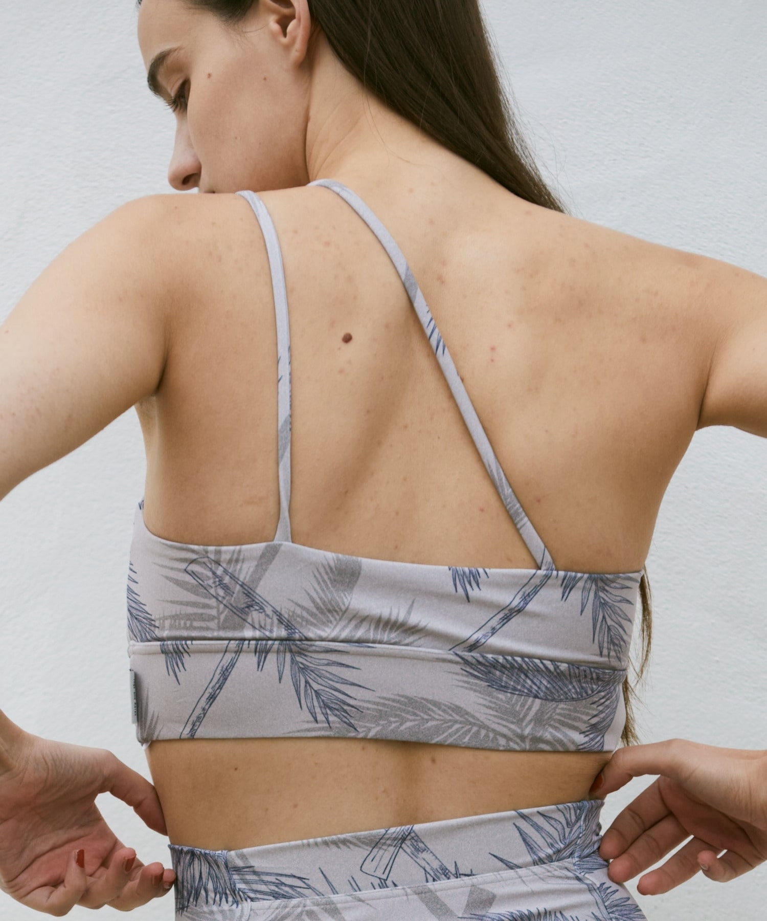 【Julier】palm treeアシンメトリーブラトップ/パット付き・UVカット・吸汗速乾・ホットヨガ対応・水着・水陸両用 詳細画像 オレンジ 3