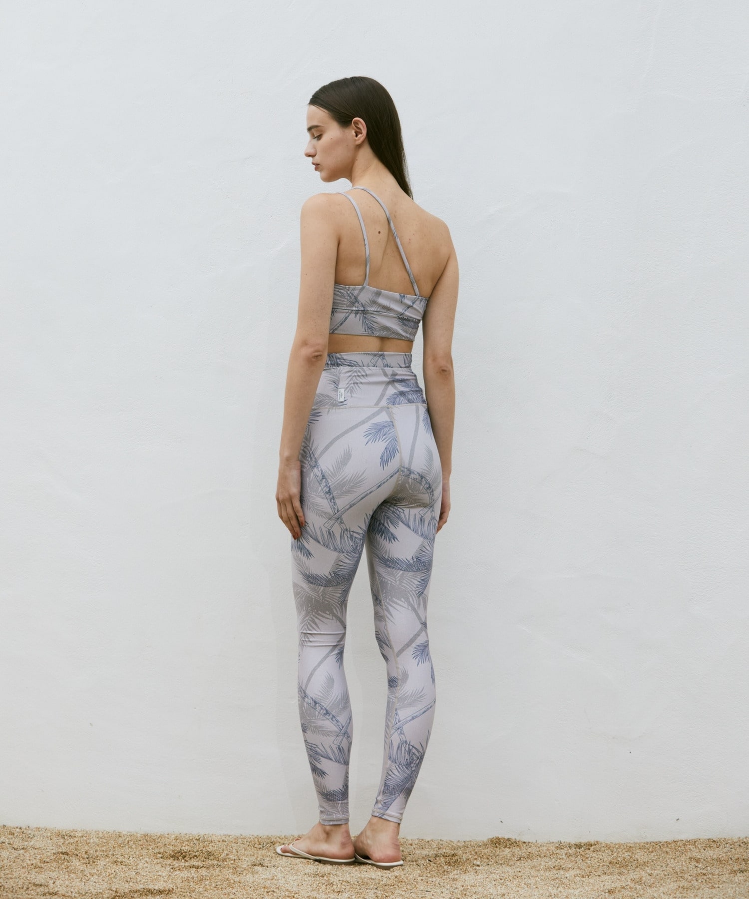 【Julier】palm treeアシンメトリーブラトップ/パット付き・UVカット・吸汗速乾・ホットヨガ対応・水着・水陸両用 詳細画像 オレンジ 7