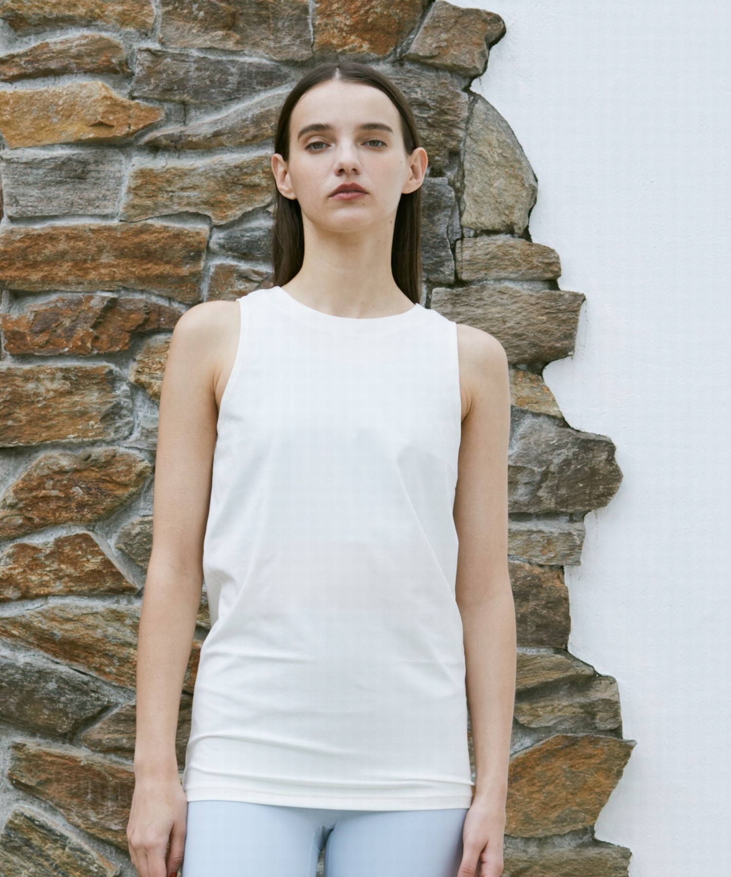 【Julier】ムーブプライムタンクトップ/UVカット・吸水速乾 詳細画像 チャコール 1