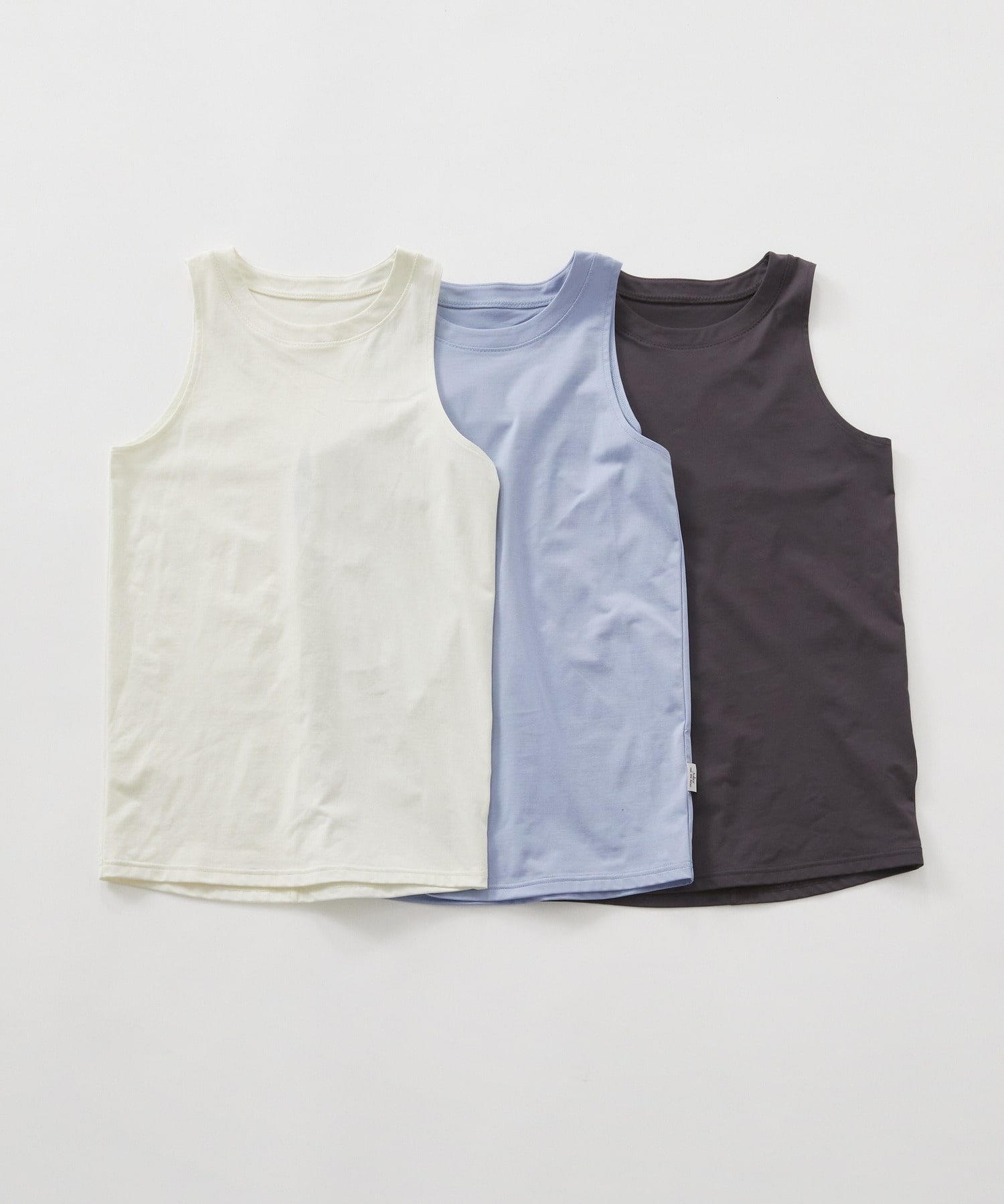 【Julier】ムーブプライムタンクトップ/UVカット・吸水速乾 詳細画像 チャコール 8