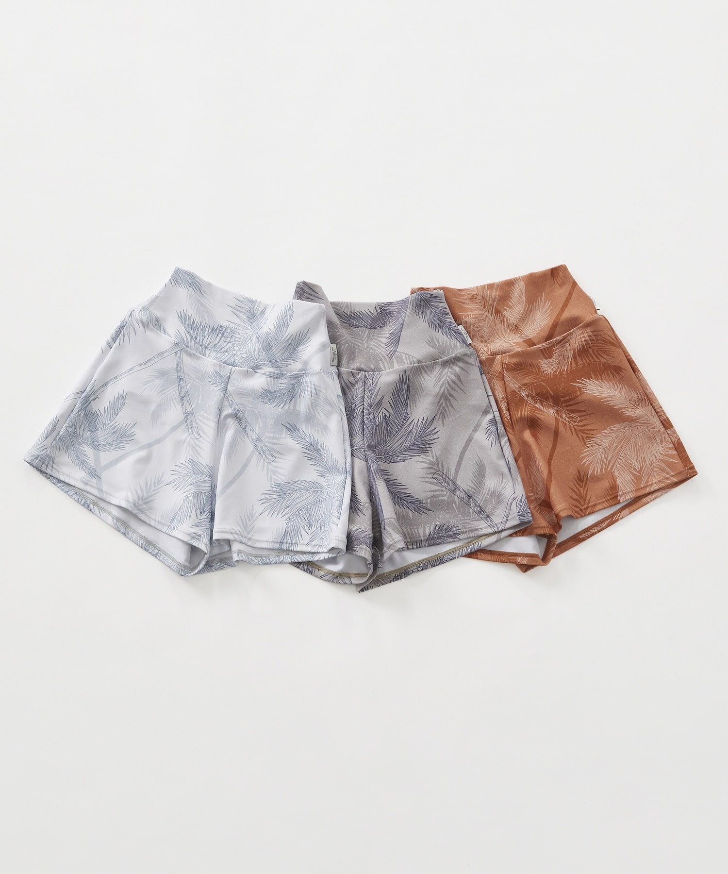 【Julier】palm treeプリントショートパンツ/UVカット・吸汗速乾・ホットヨガ対応・水着・水陸両用 詳細画像 ベージュ 7