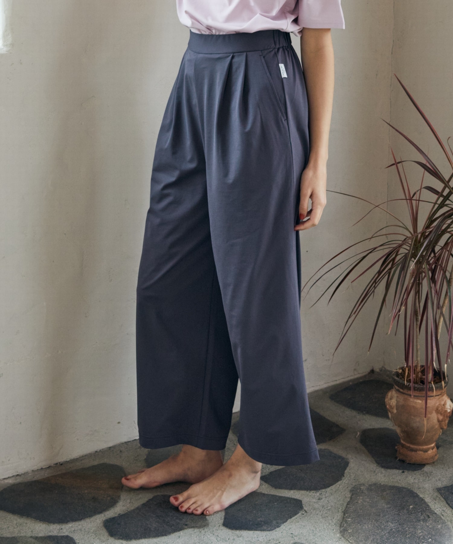 【Julier】ムーブプライムワイドパンツ 詳細画像 ブラック 1