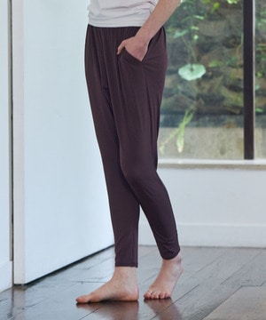 【Julier】【定番】Ecocoギャザーパンツ/エコ・UVカット・吸汗速乾・ハイストレッチ・ホットヨガ対応・ラッシュガード・マタニティ対応 詳細画像 ブラウン 1