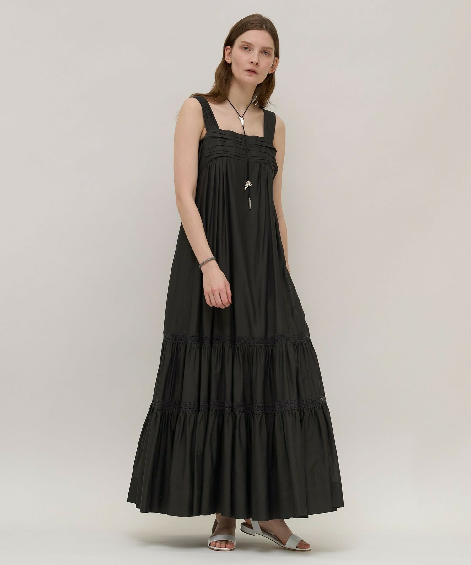 【unbilanc】カリーナブリルワンピース 詳細画像 スミクロ 17