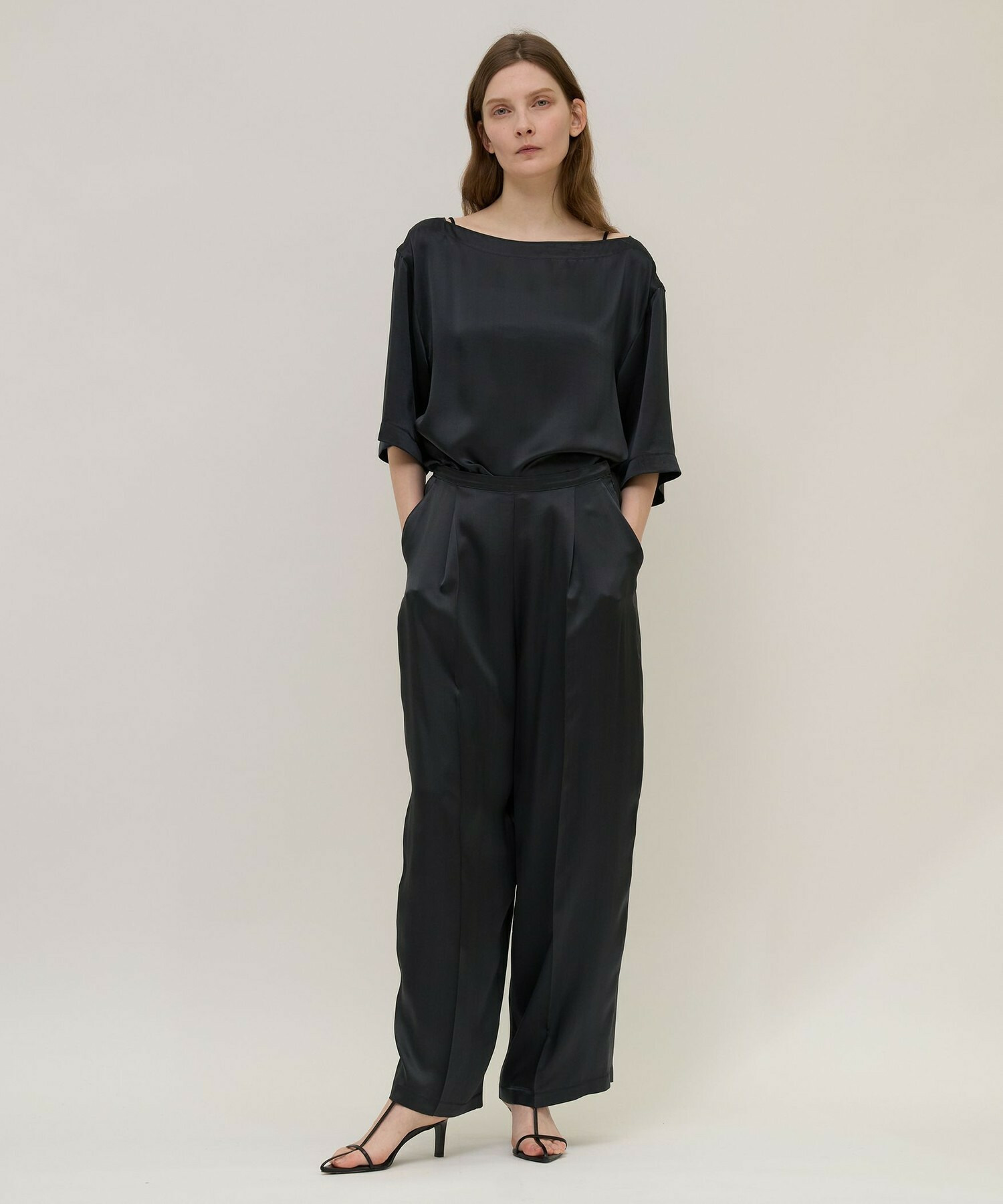 【unbilanc】ジョーダンブラウスT 詳細画像 チャコールグレー 13